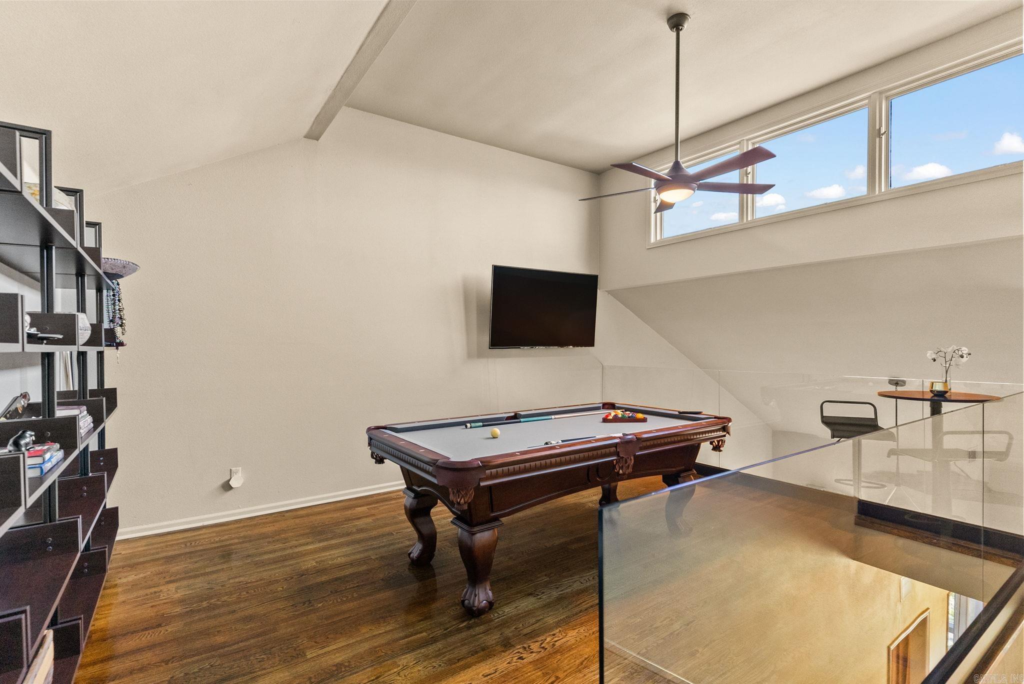 Hill Crest - Residential