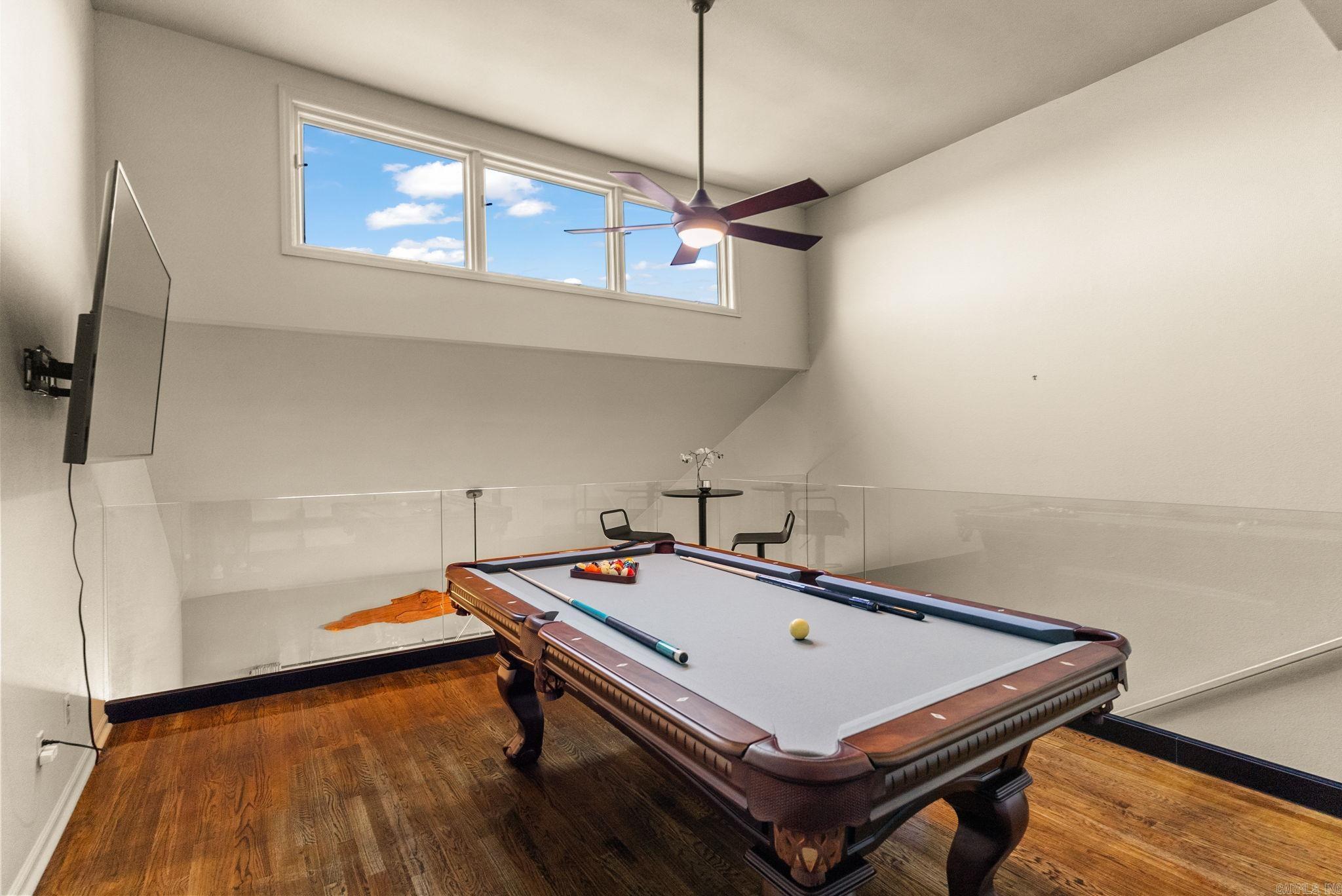 Hill Crest - Residential