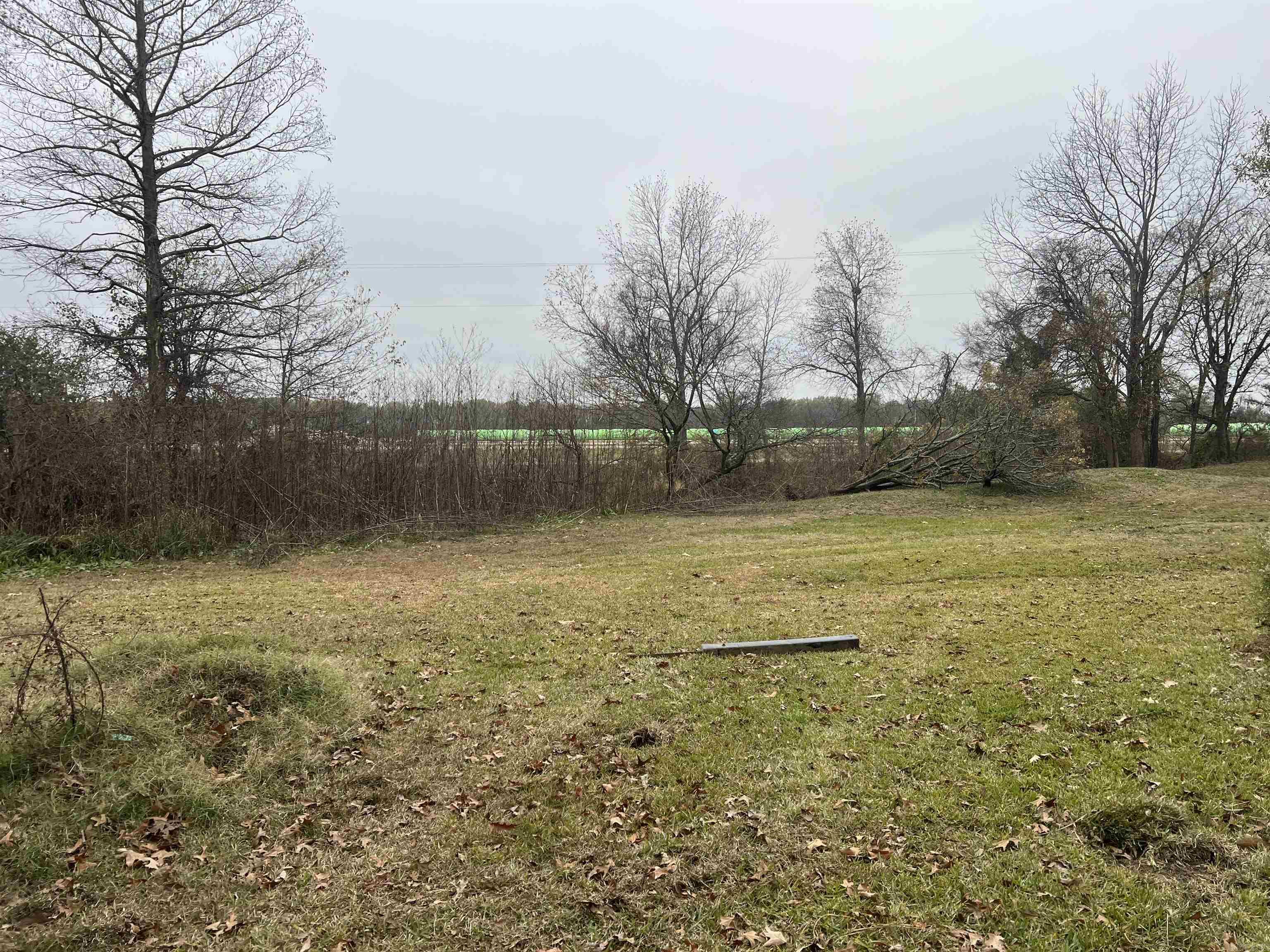 WOODLAND ESTATES - Residential