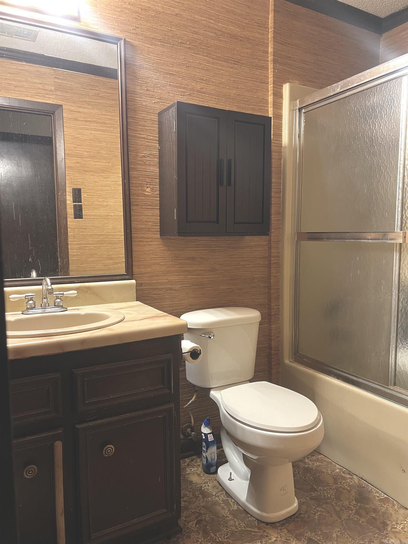 WOODLAND ESTATES - Residential