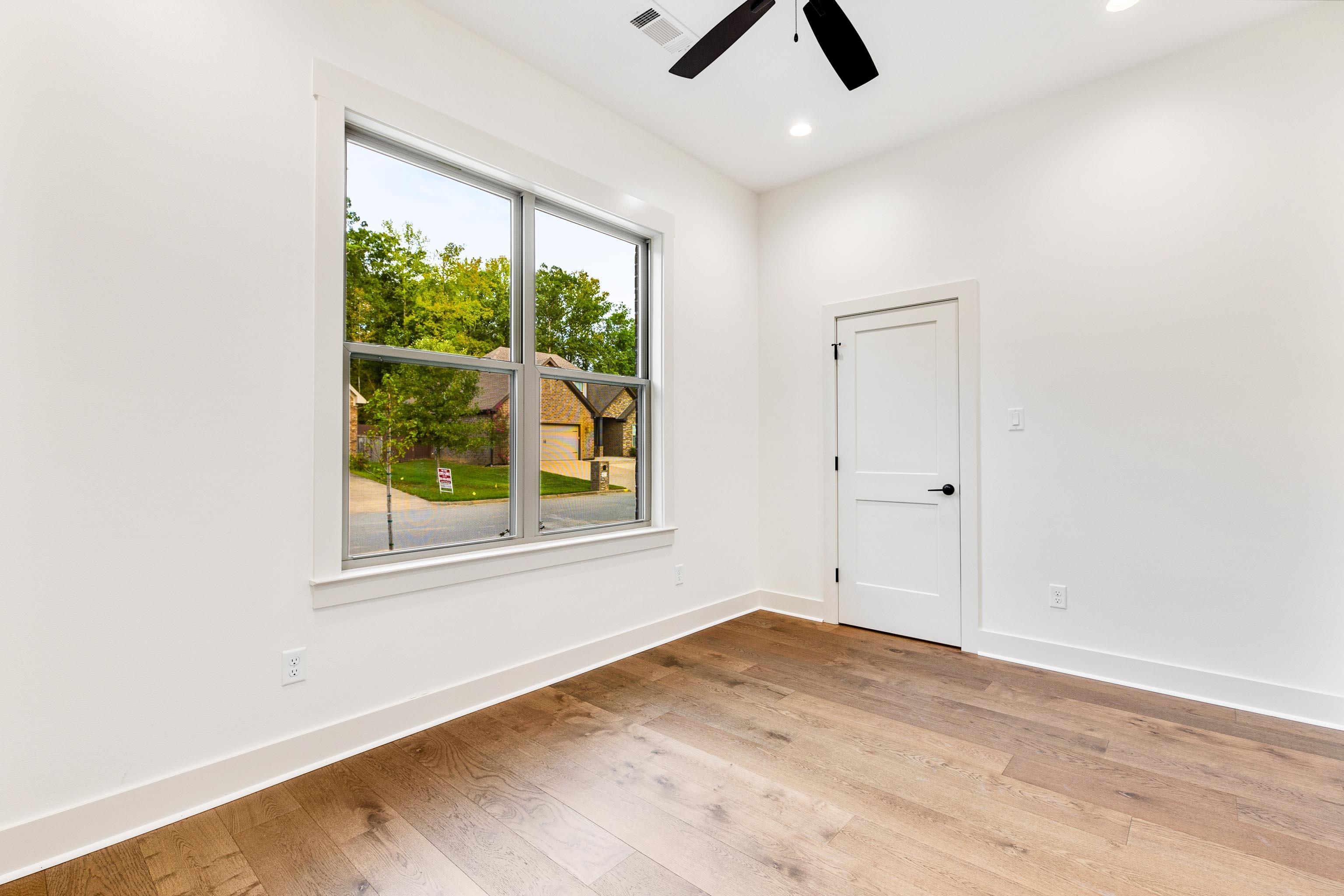 NORTH SHORE @ HURRICANE LAKE EST - Residential