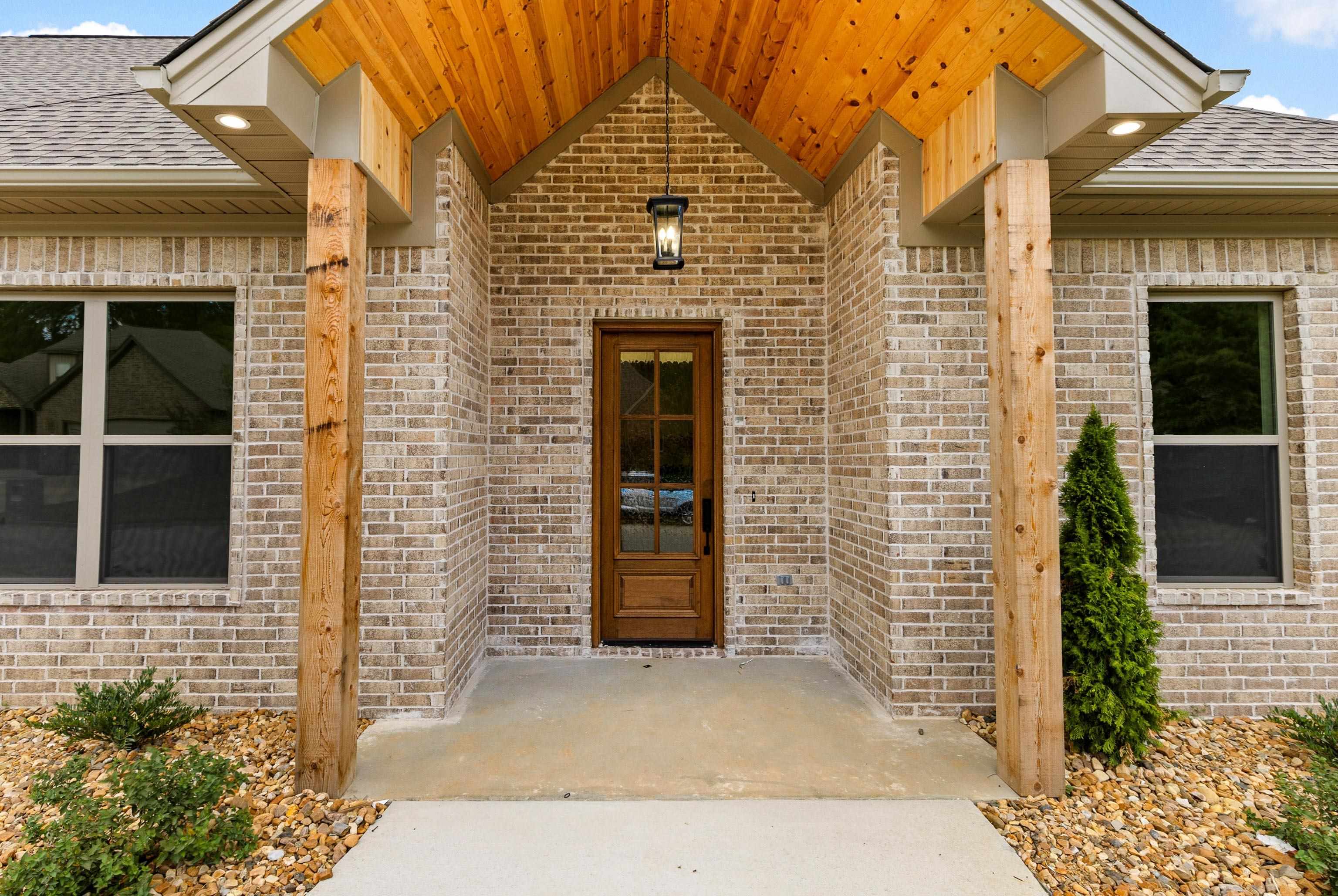 NORTH SHORE @ HURRICANE LAKE EST - Residential