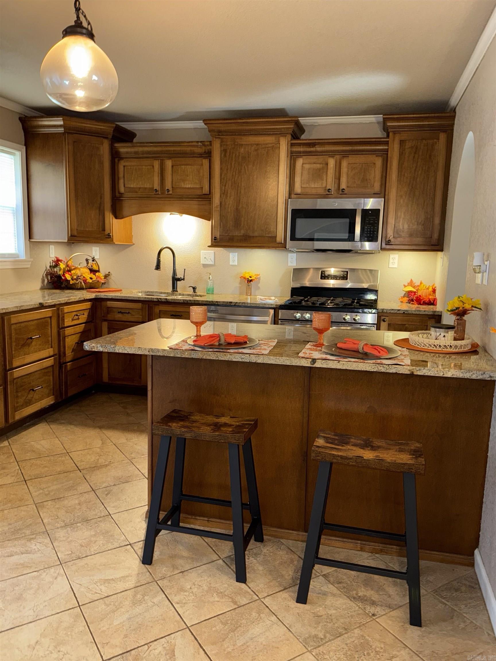 Knollcrest - Residential