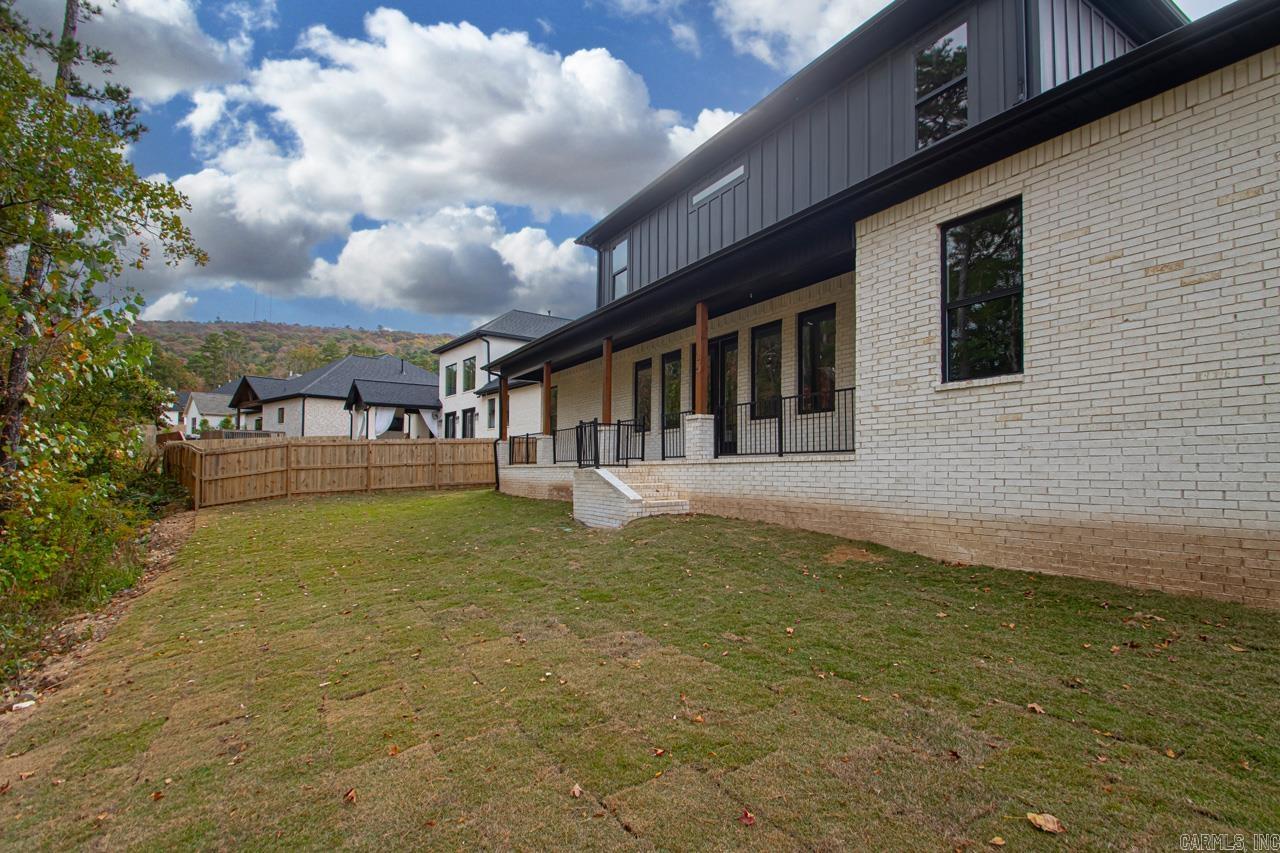 CHENAL VALLEY CORLAY COURT - Residential