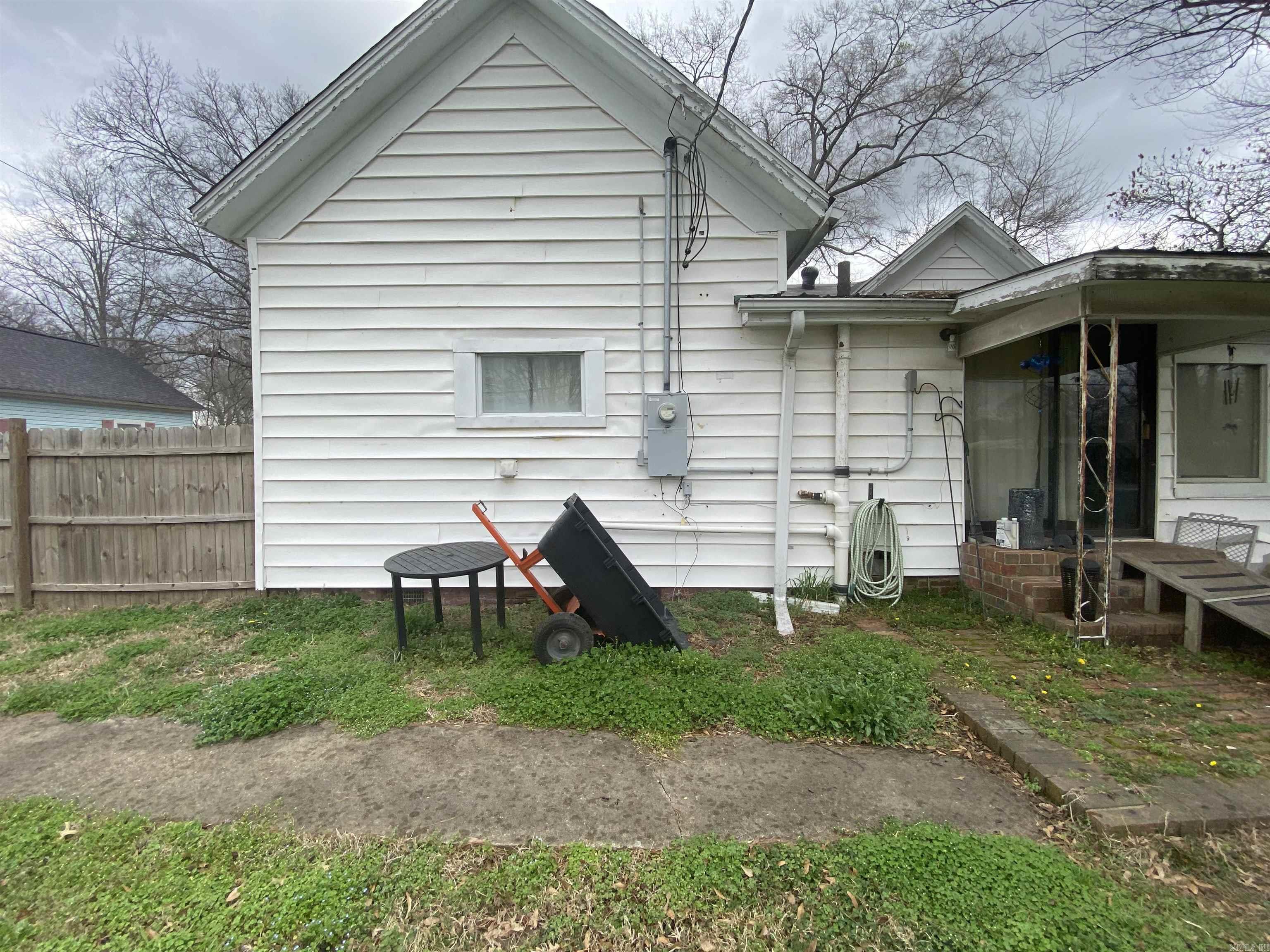 Metes & Bounds - Residential