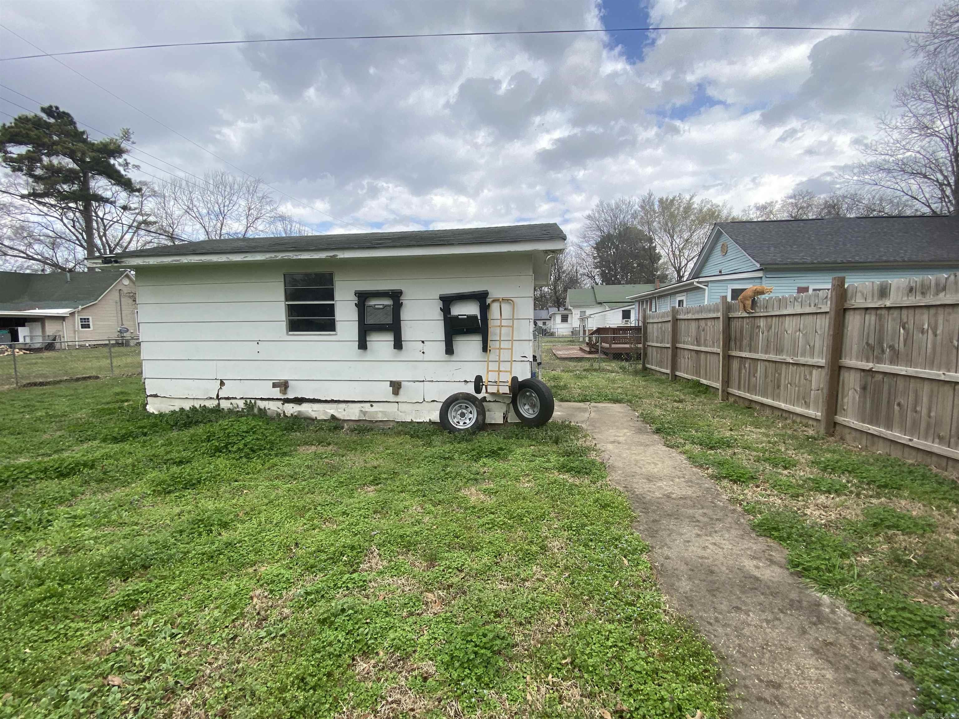 Metes & Bounds - Residential