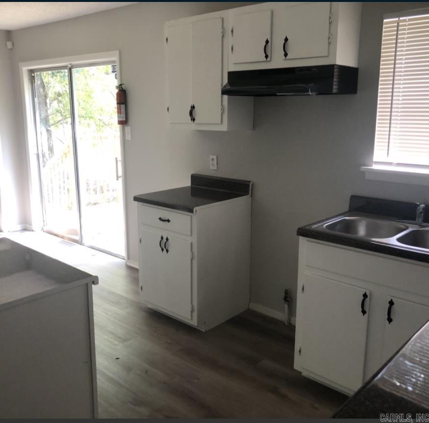 Glen Oaks - Residential Lease