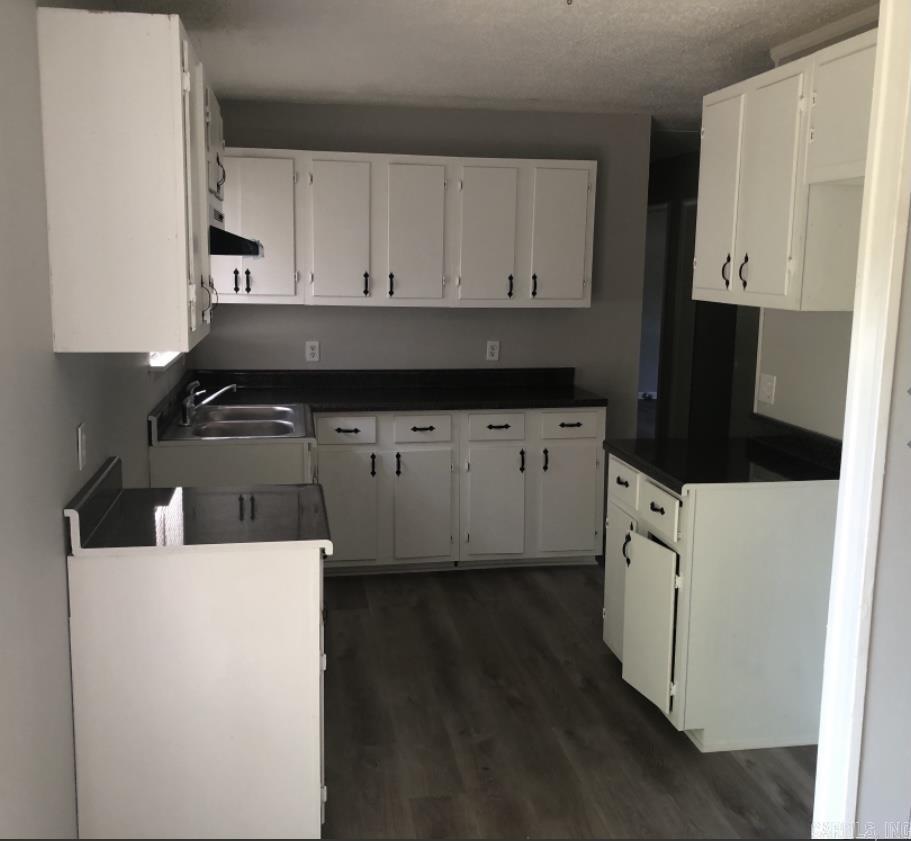 Glen Oaks - Residential Lease