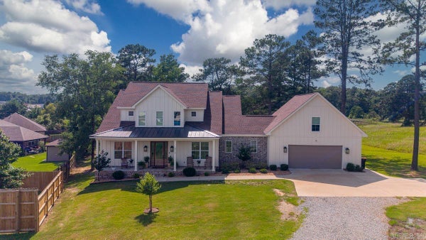 2113 SABLE OAKS CIR, BRYANT, AR 72022 - Image d4ed8c4dab02d14c8d5779c05f18cc5c/821532166