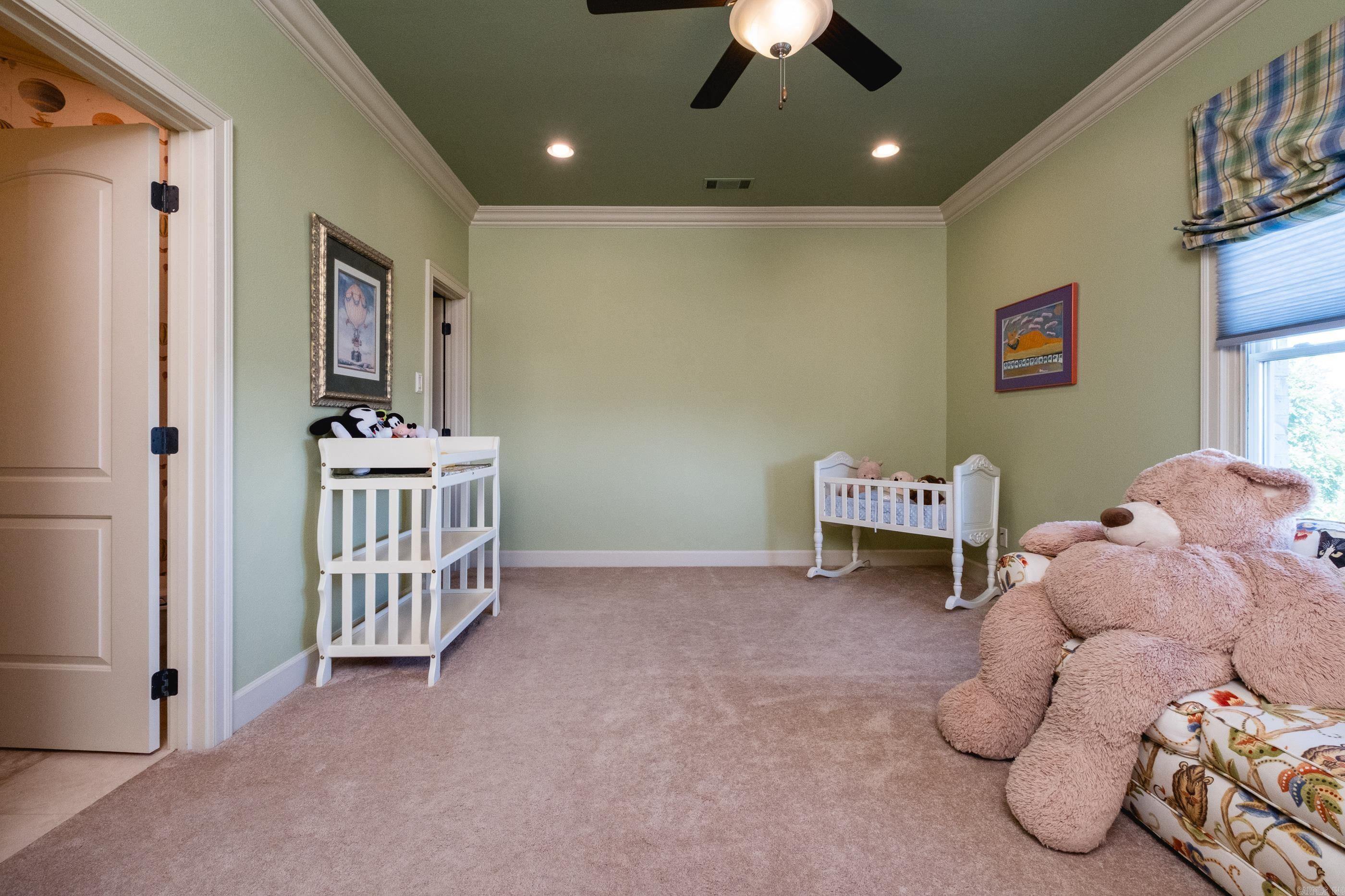 RIVER RIDGE POINTE - Residential
