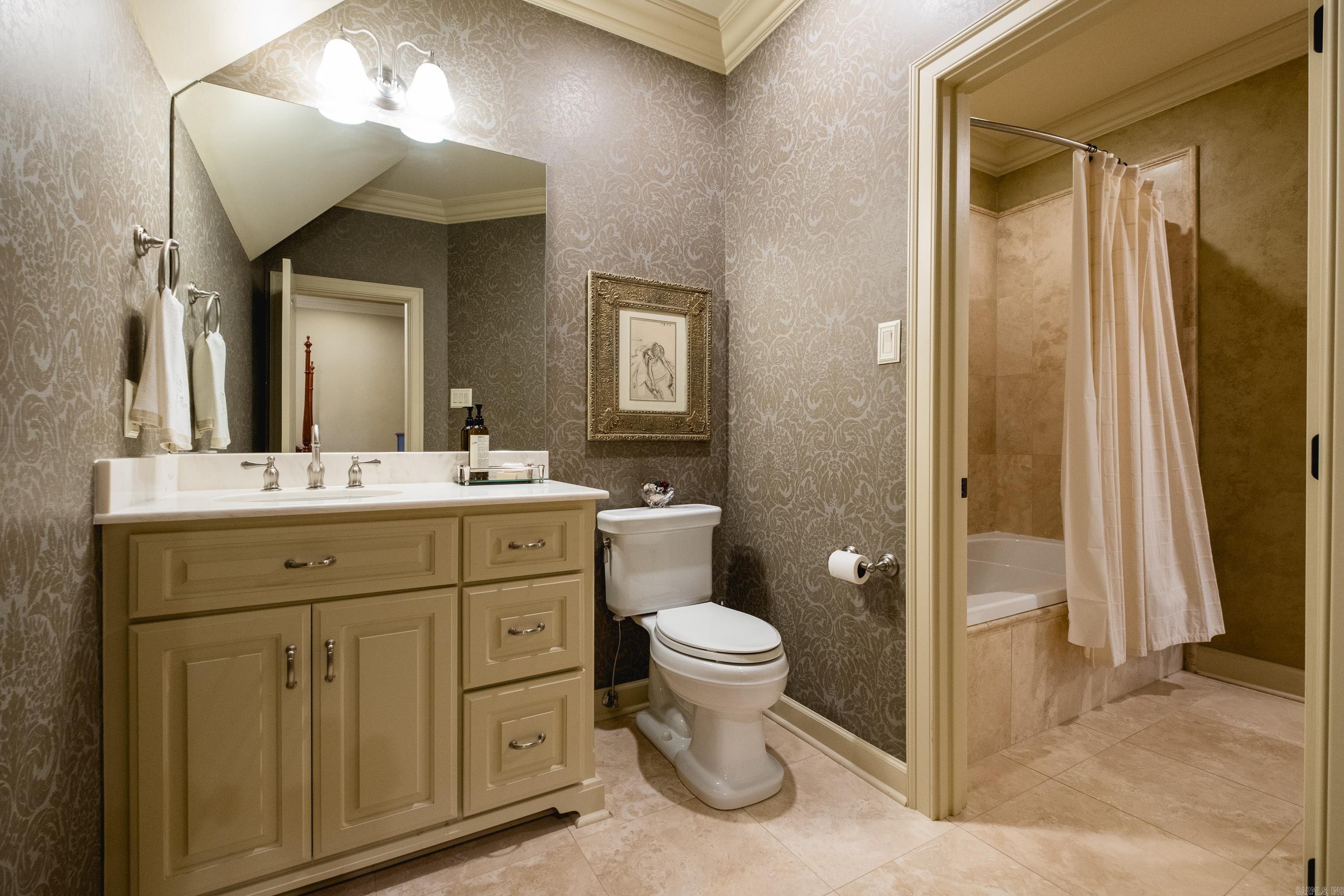 RIVER RIDGE POINTE - Residential