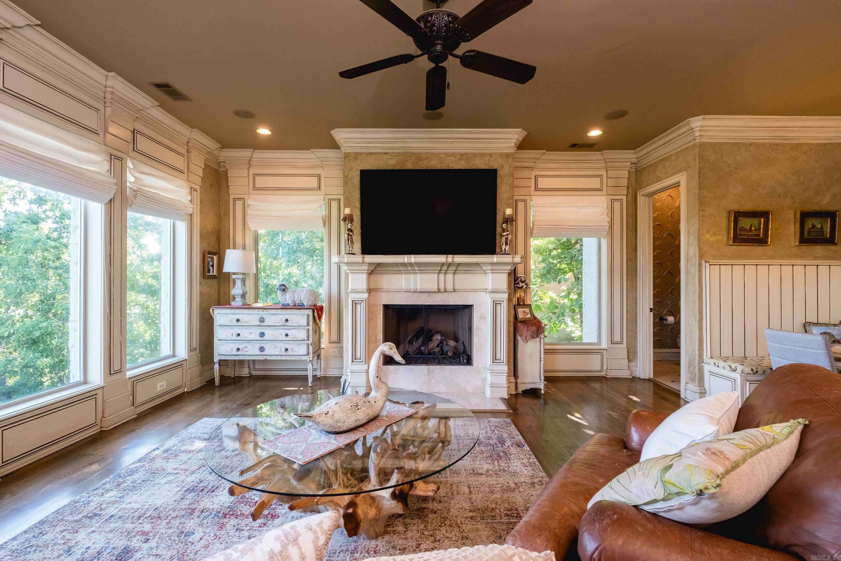 RIVER RIDGE POINTE - Residential