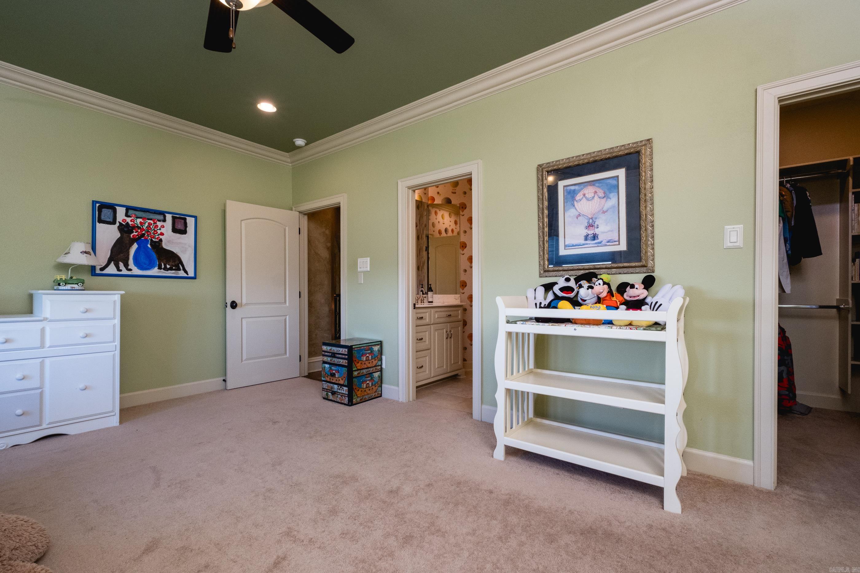 RIVER RIDGE POINTE - Residential