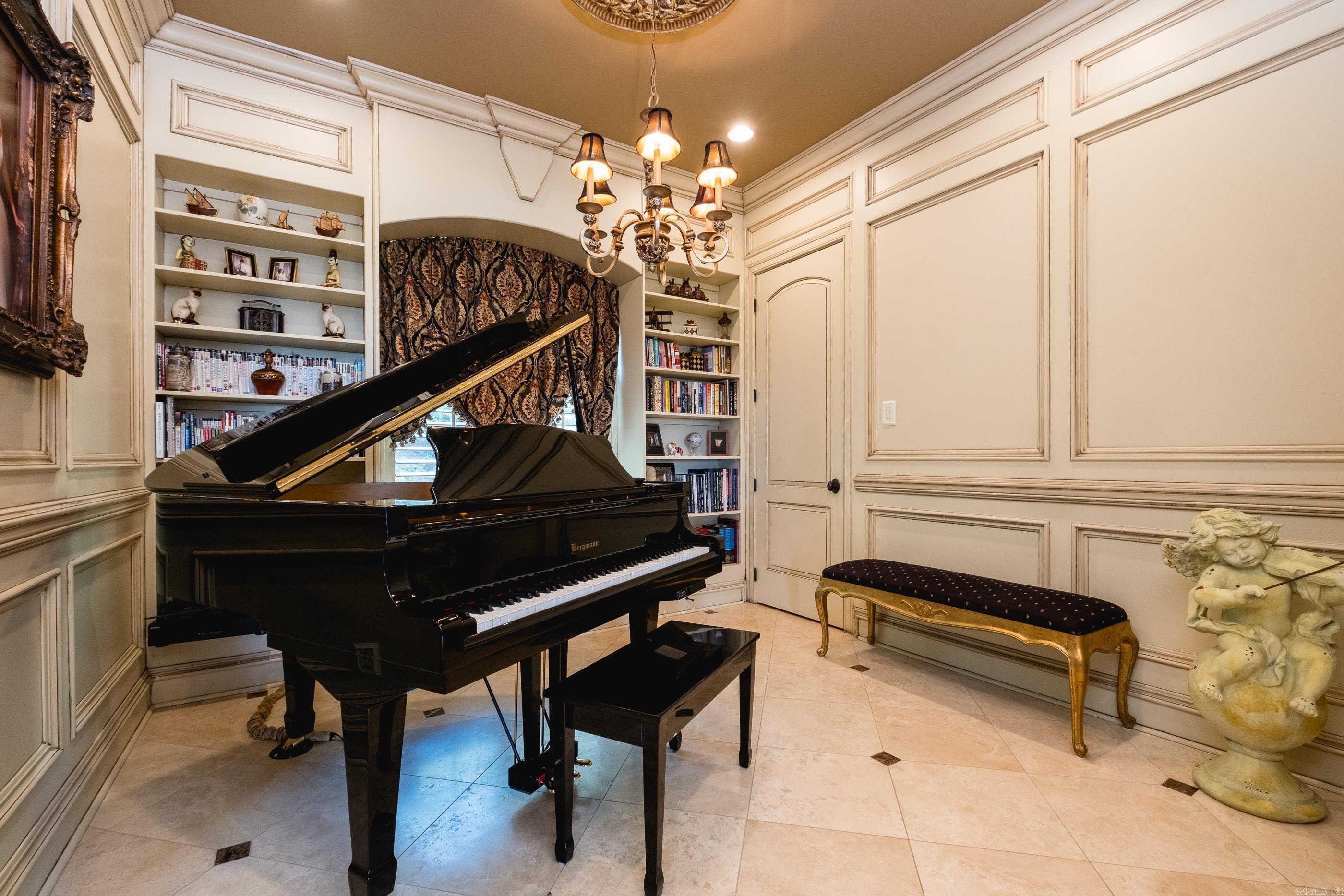 RIVER RIDGE POINTE - Residential