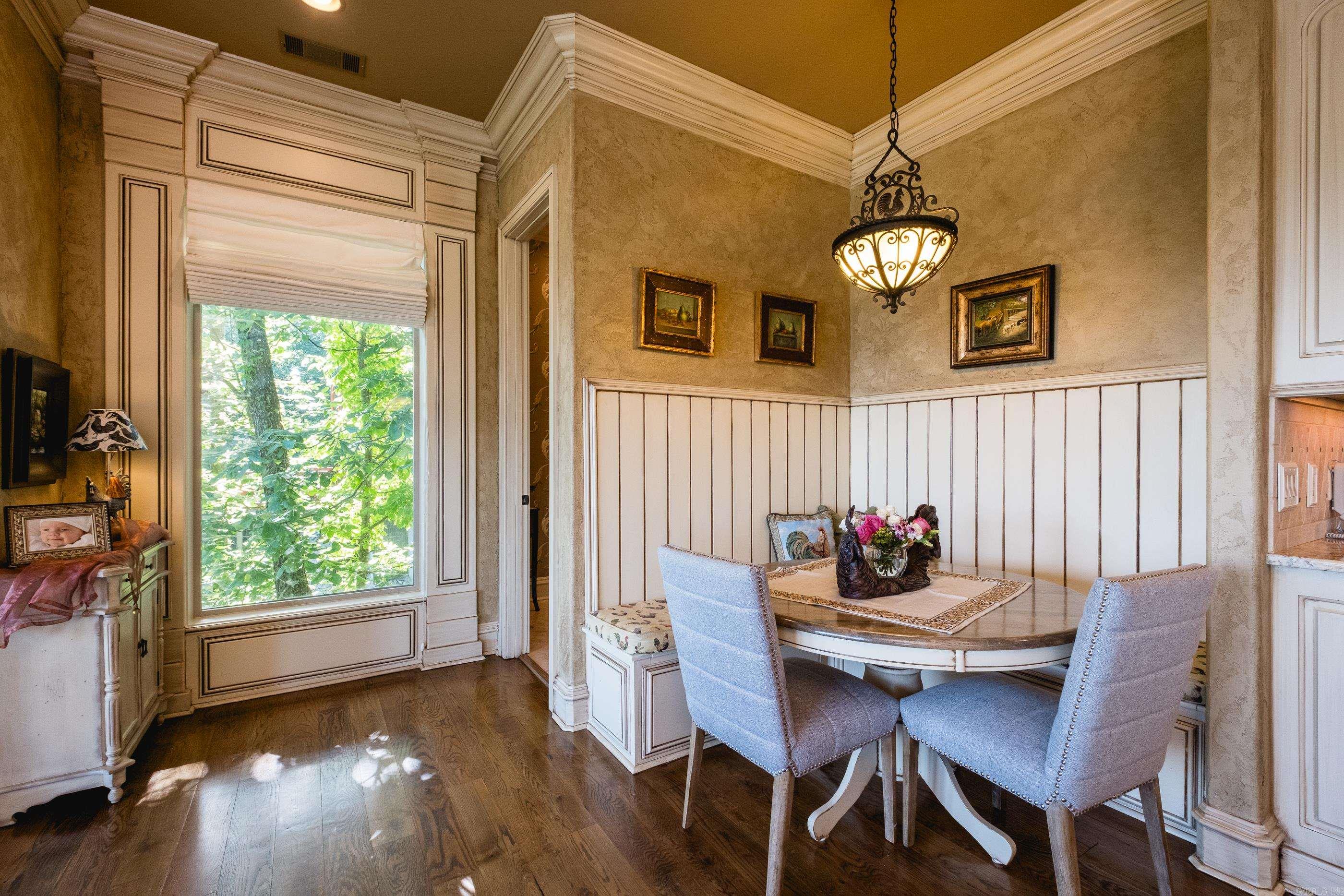 RIVER RIDGE POINTE - Residential