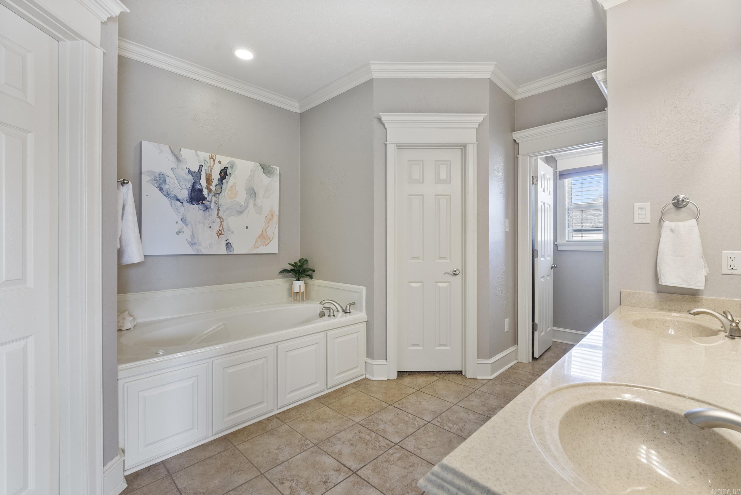 PADDINGTON ESTATES - Residential