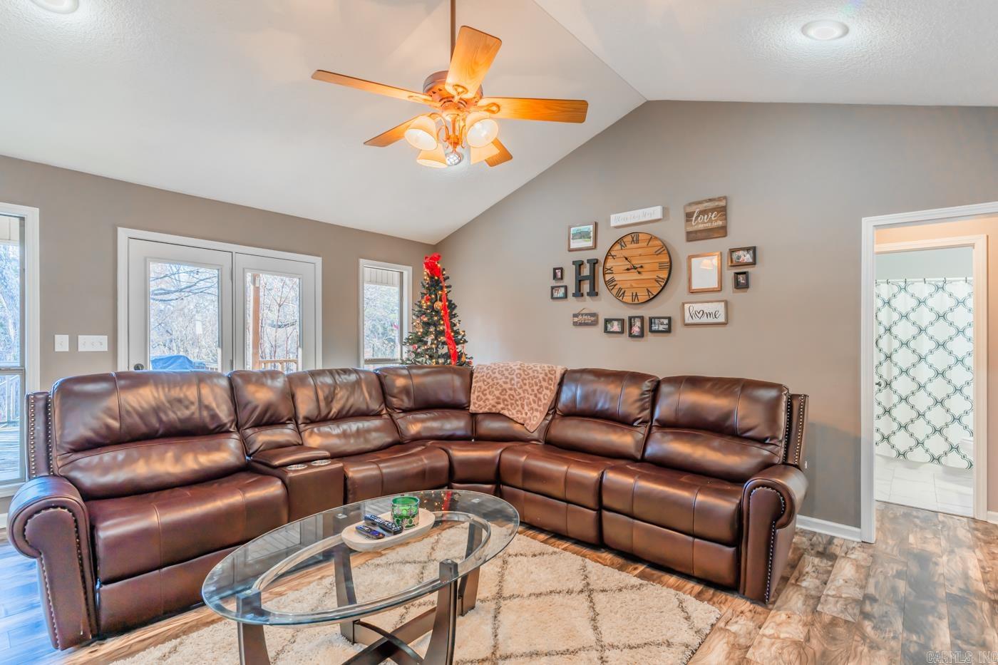 JULIE ANN SUB - Residential