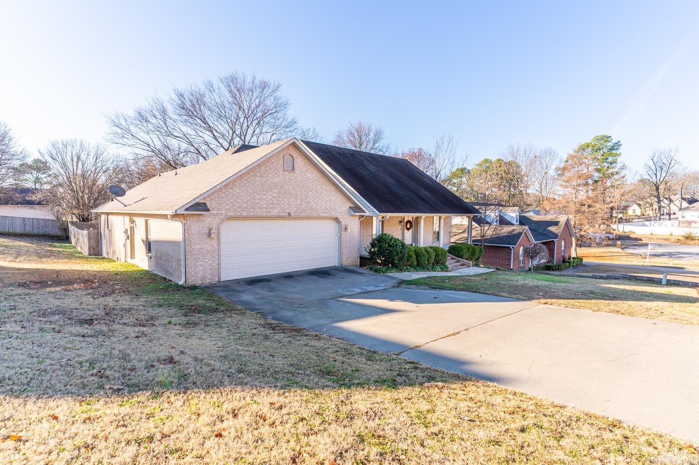 JULIE ANN SUB - Residential