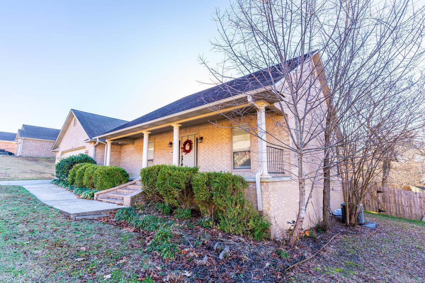 JULIE ANN SUB - Residential