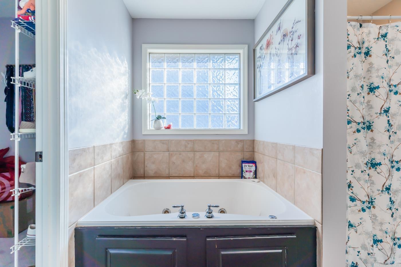 JULIE ANN SUB - Residential