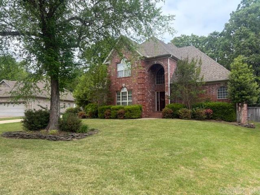 Nice 3 bedroom 2 1/2 bath conveniently located in WLR home. Open layout from Kitchen to living and dining area.  Master bedroom on 1st floor.  @ bedrooms upstairs with a Jack-n-Jill bath.  1 bedroom currently being used as a gameroom with pooltable.   Nice back porch area.