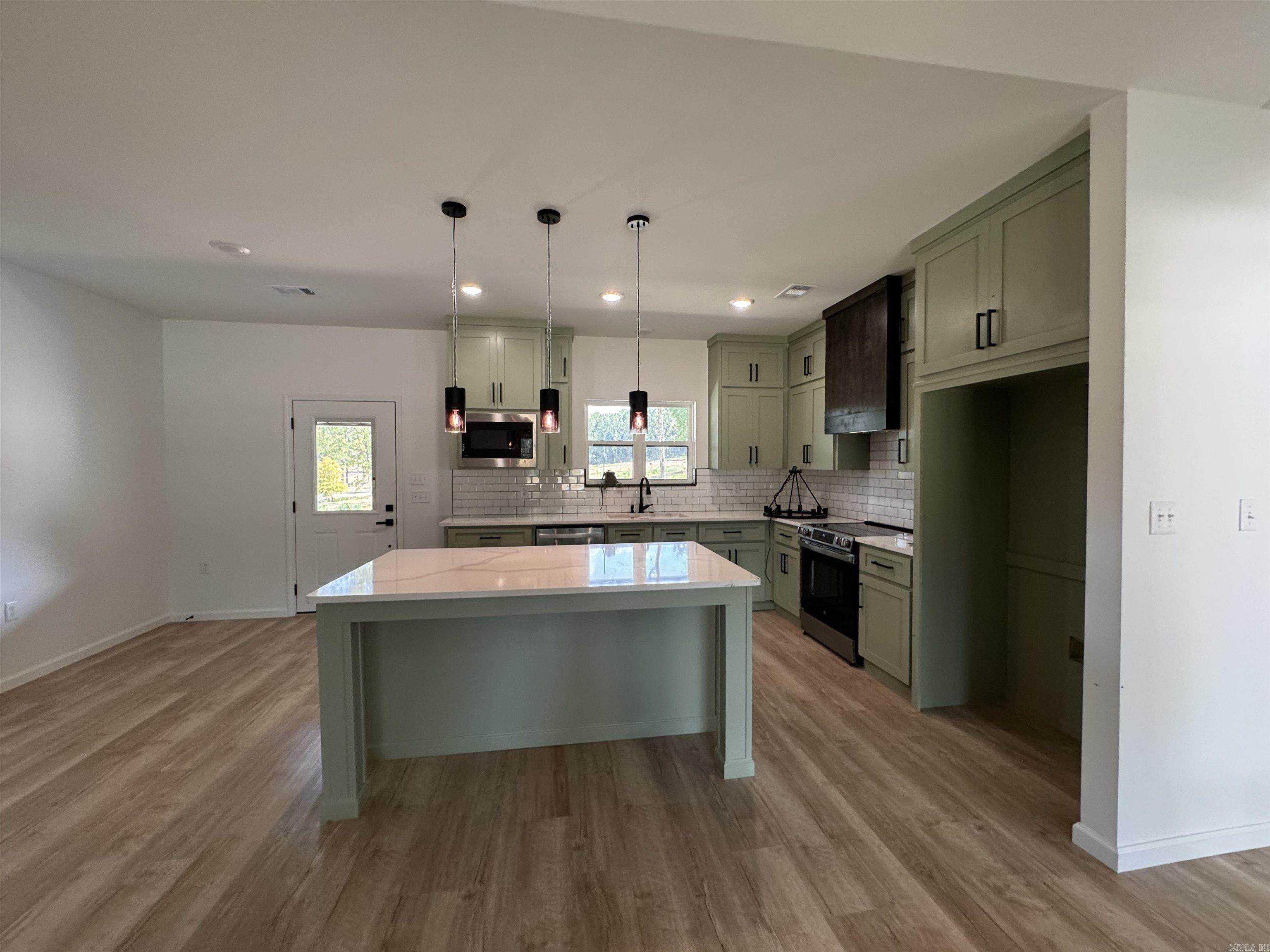 STAGECOACH ESTATES - Residential