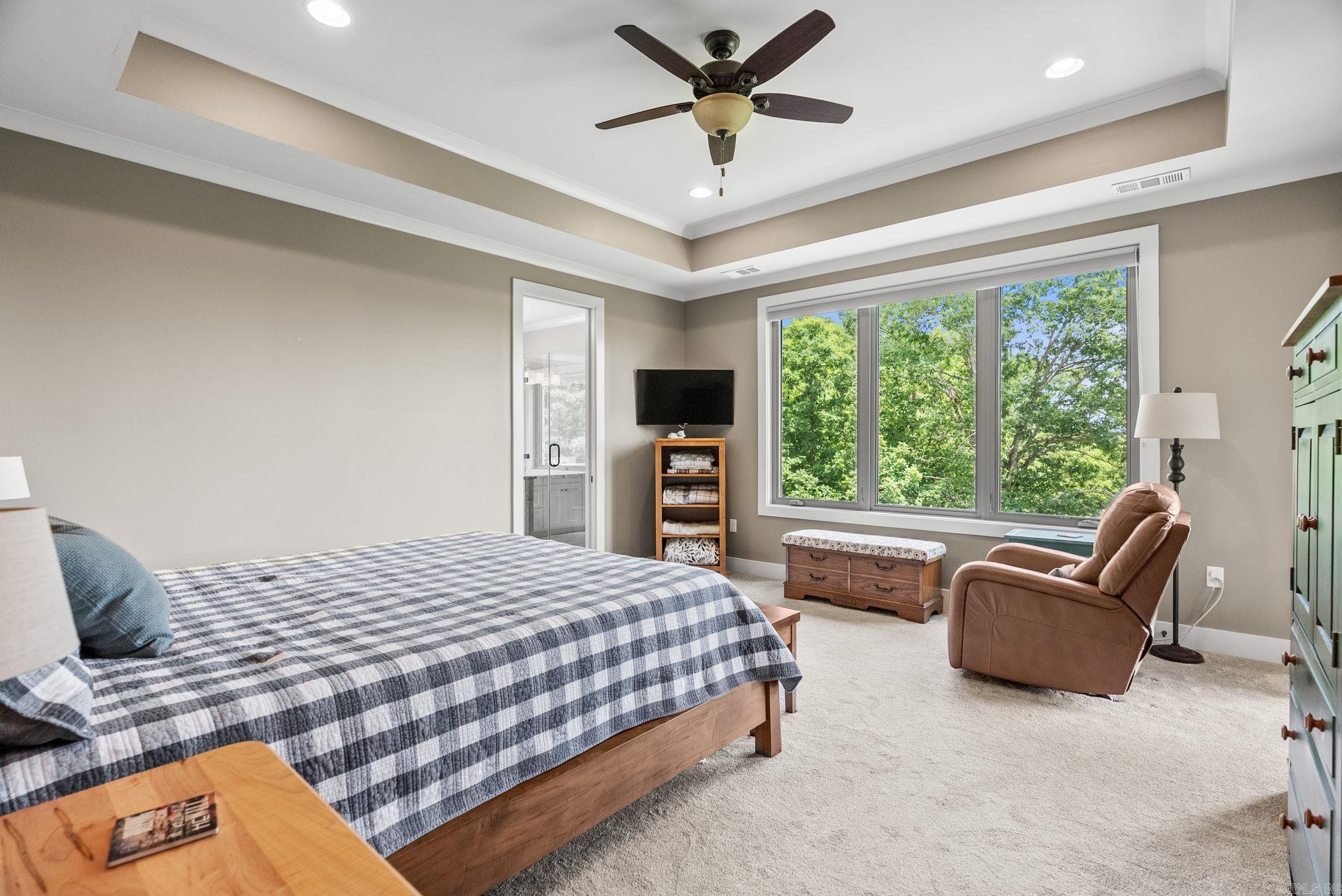 Reynolds Mountain - Residential