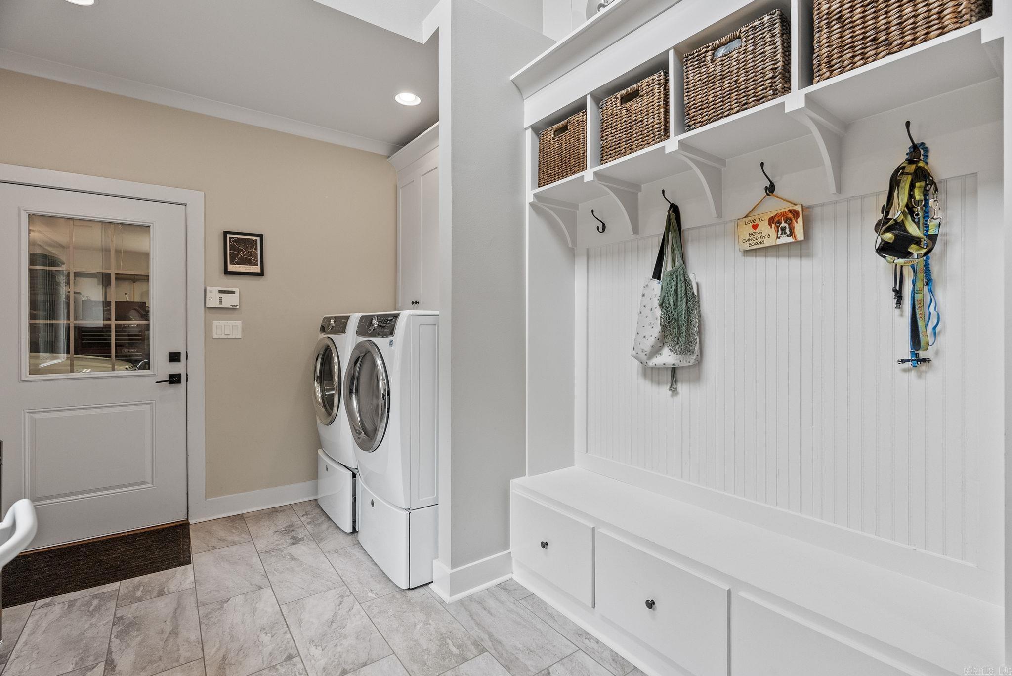 Reynolds Mountain - Residential