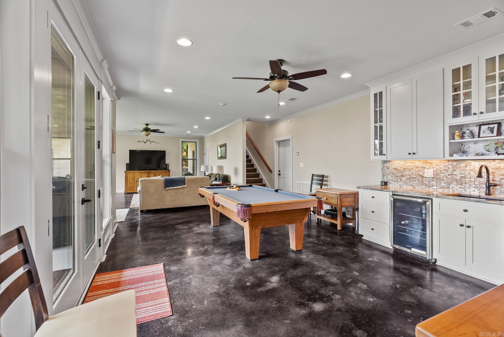 Reynolds Mountain - Residential