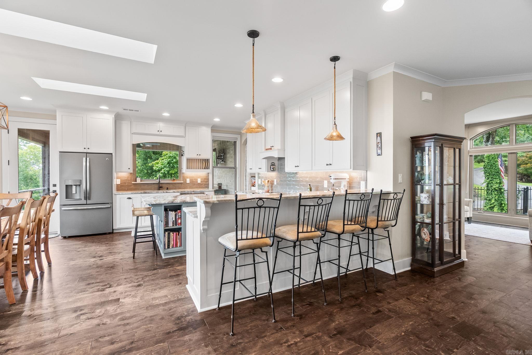 Reynolds Mountain - Residential