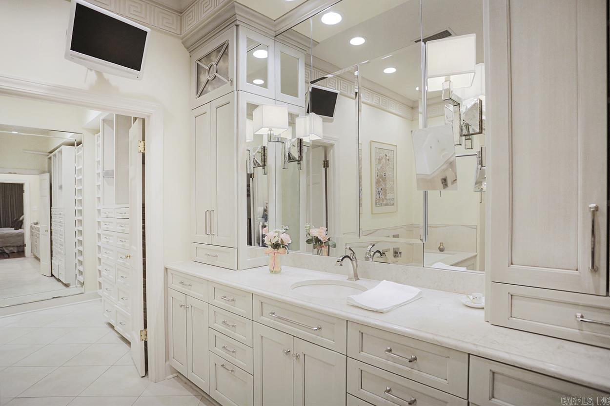 RIVERBEND HPR - Residential