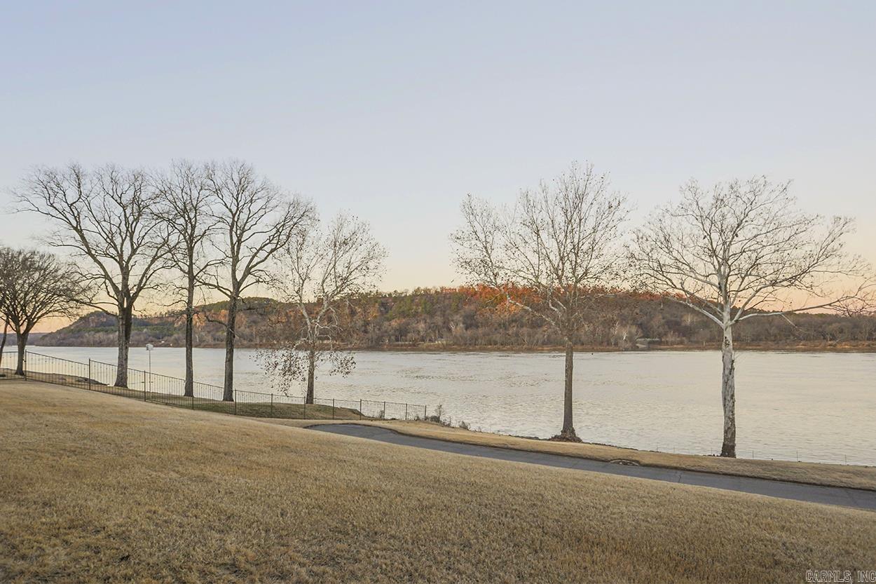 RIVERBEND HPR - Residential