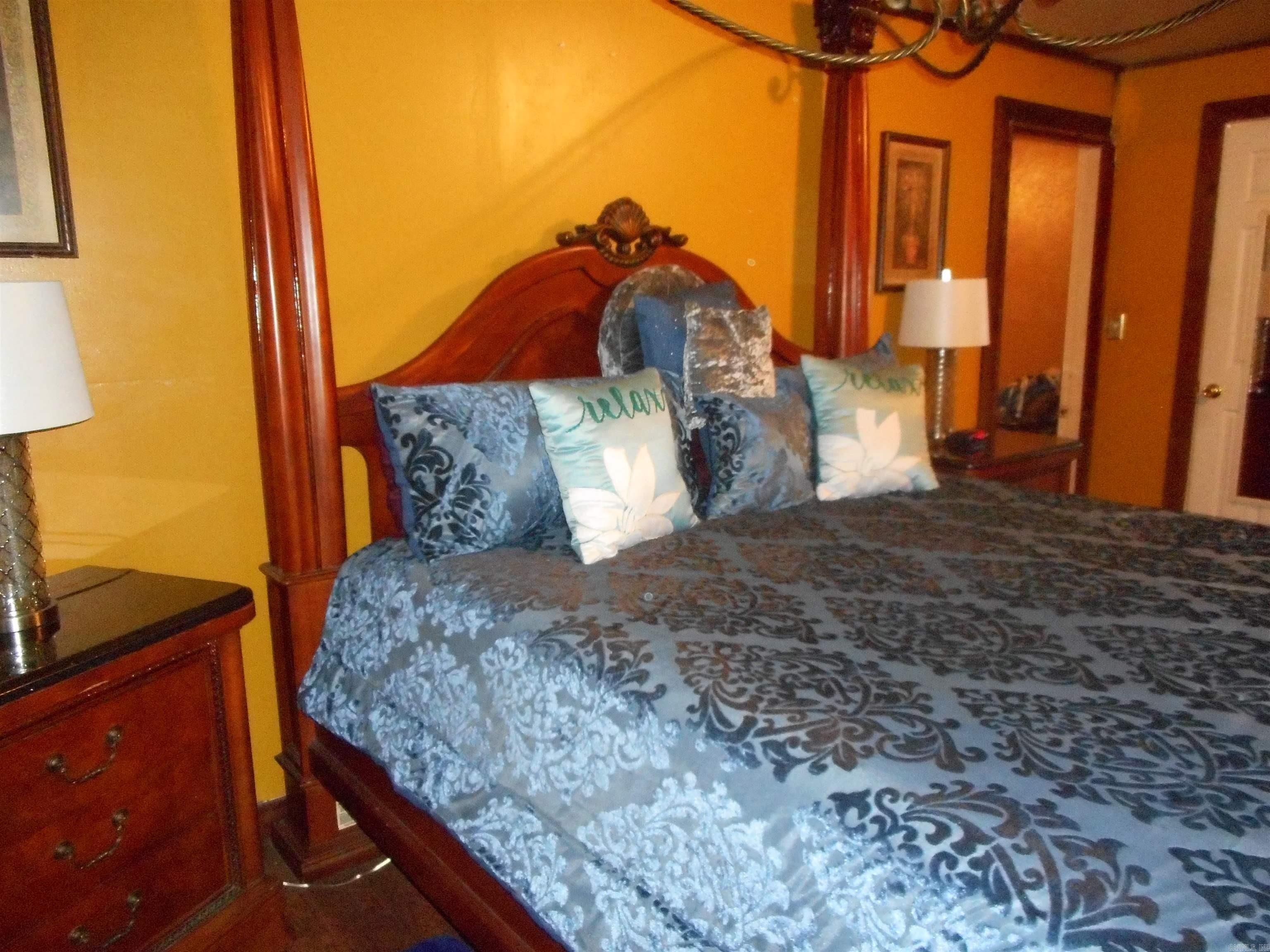 PICKTHORNE ADDN - Residential