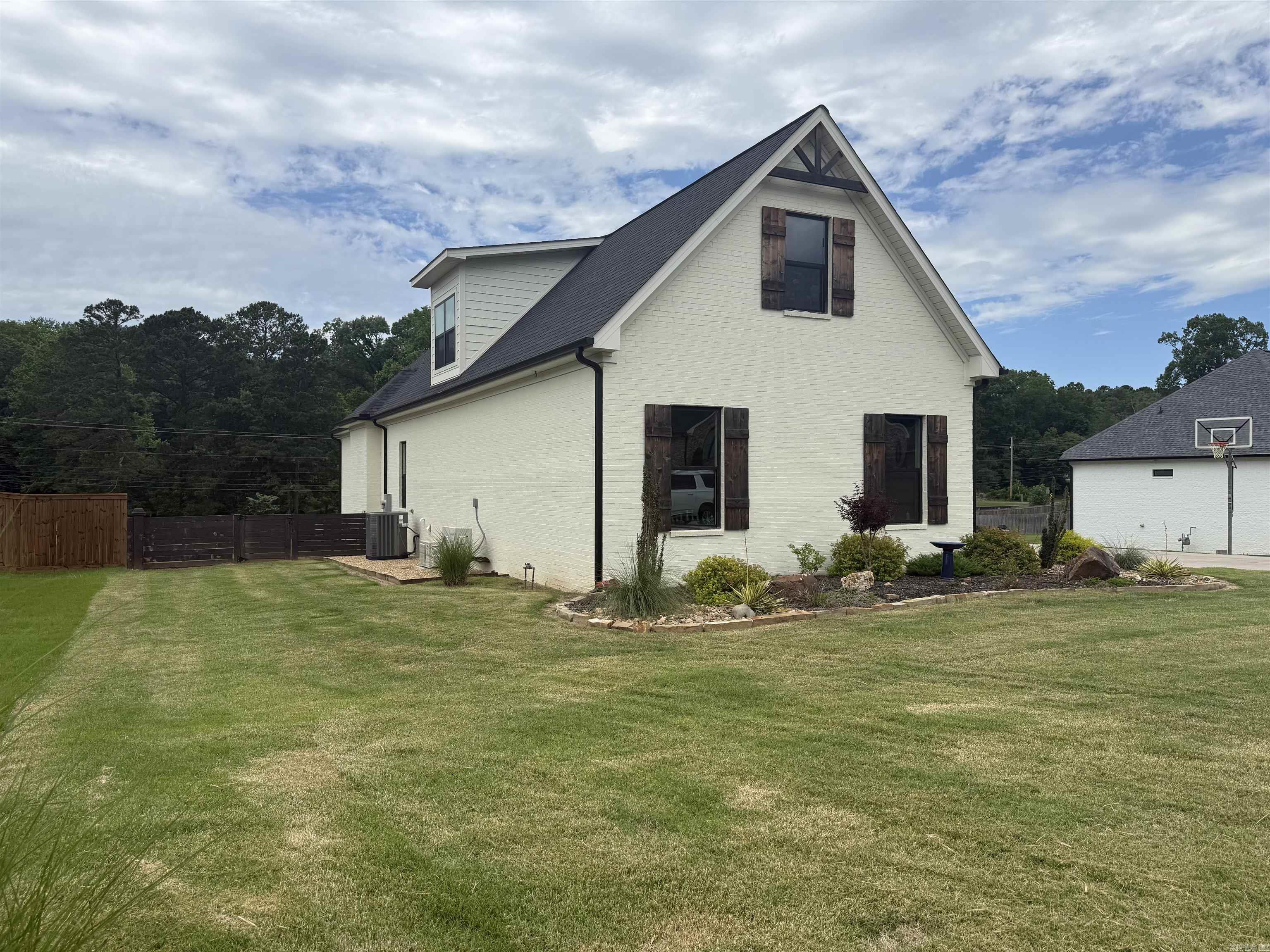 SALT CREEK ESTATES - Residential