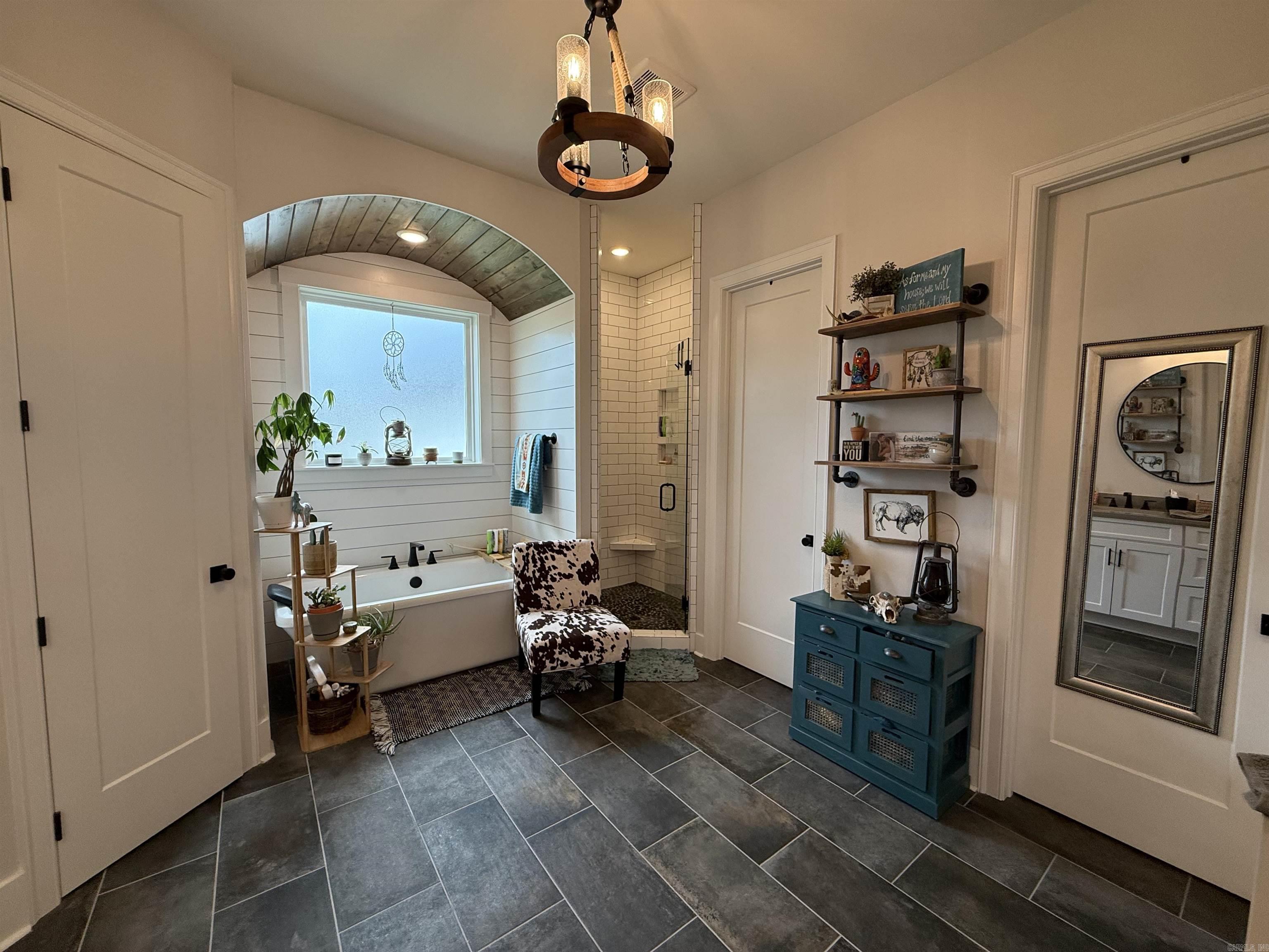 SALT CREEK ESTATES - Residential