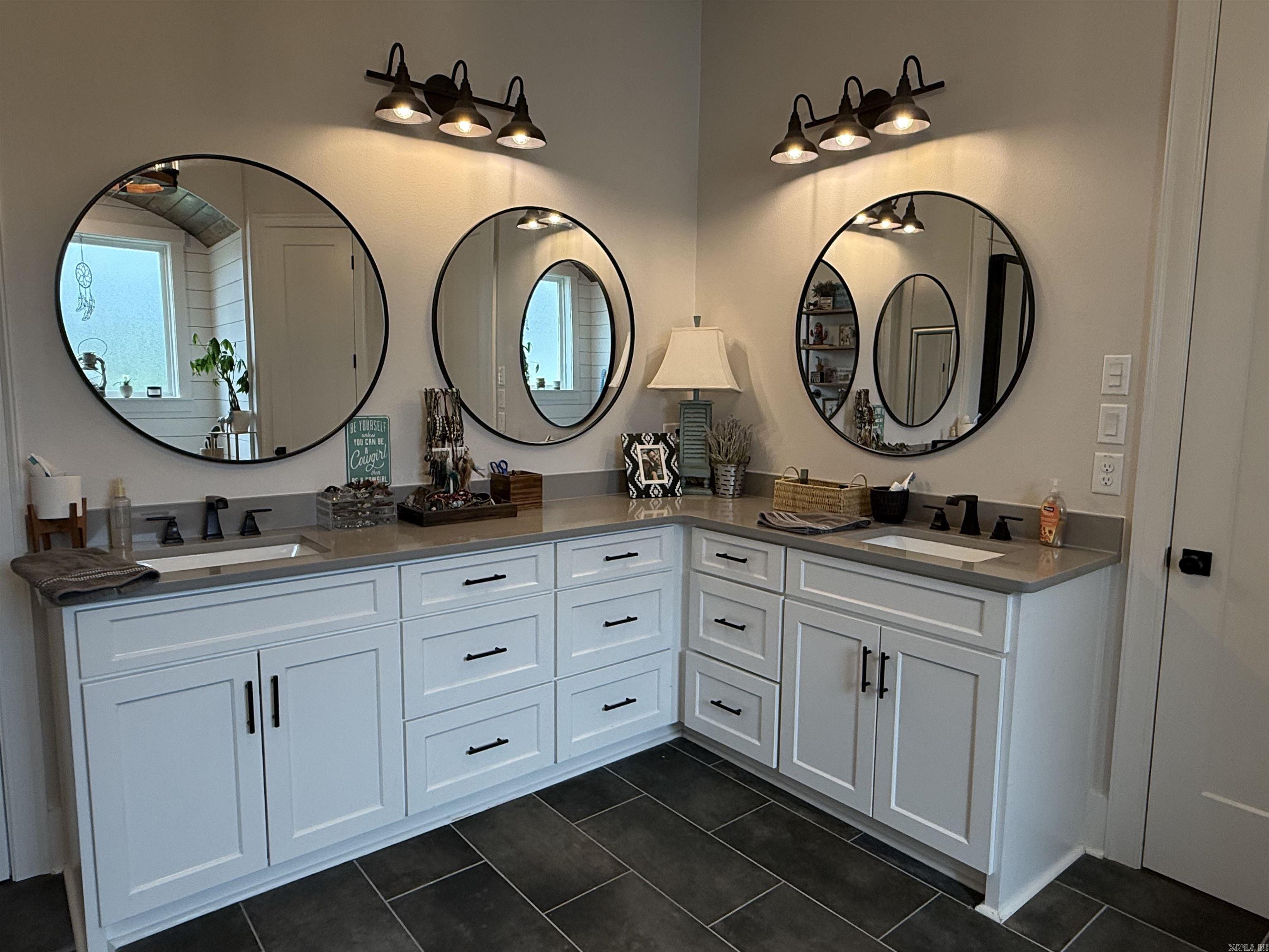 SALT CREEK ESTATES - Residential