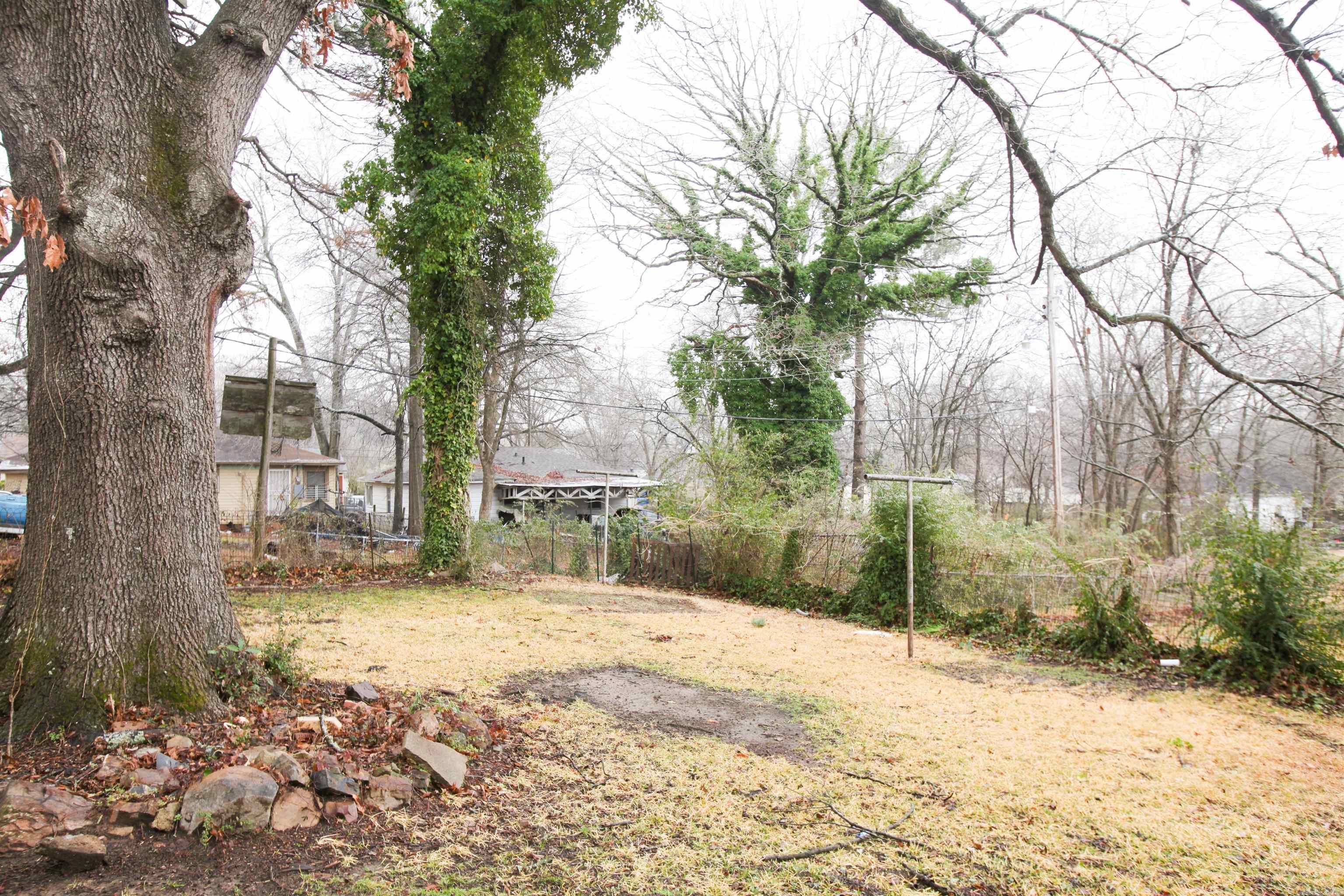 HYDE PARK - Residential