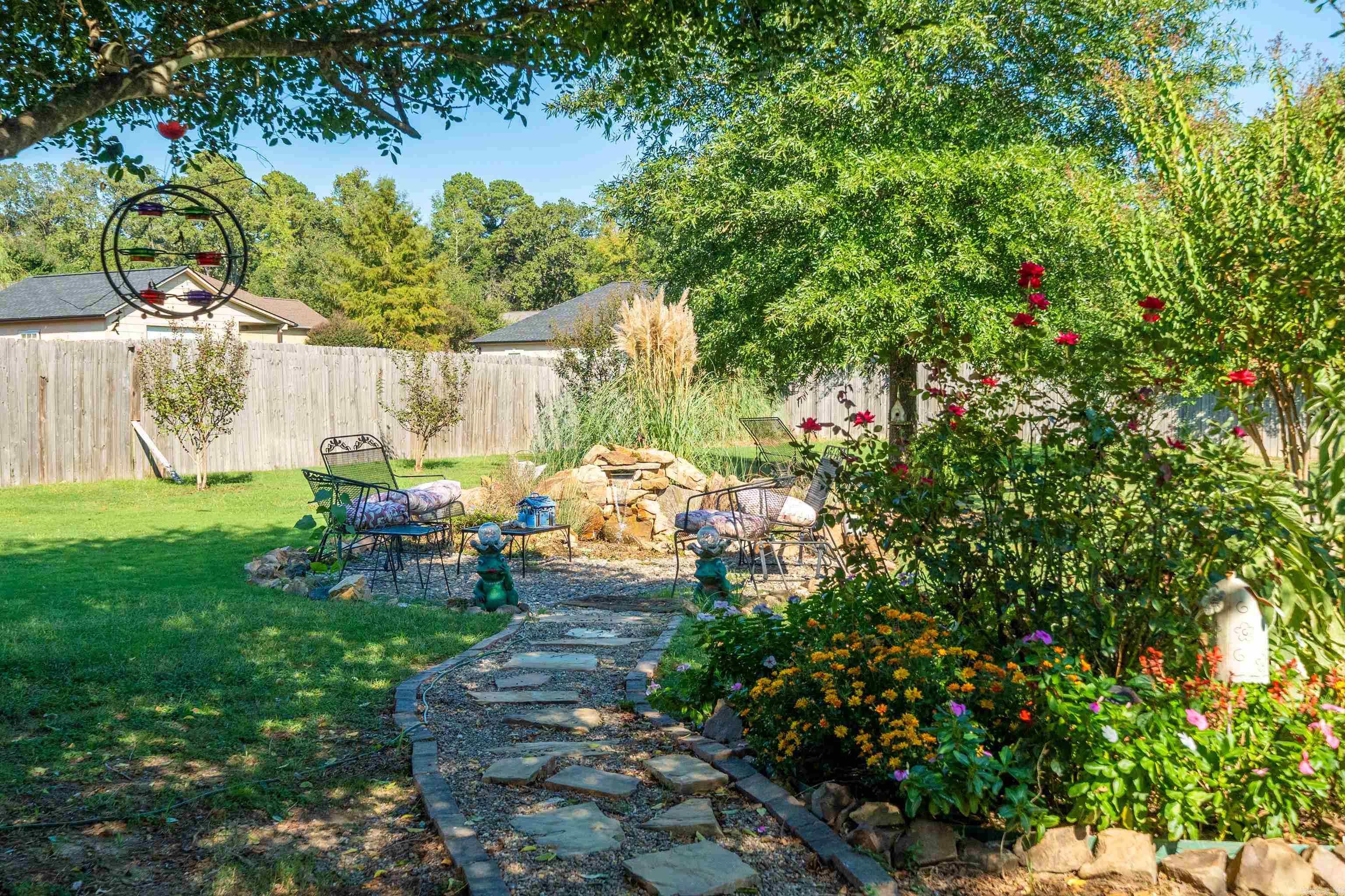 MAPLEWOOD ESTATES - Residential
