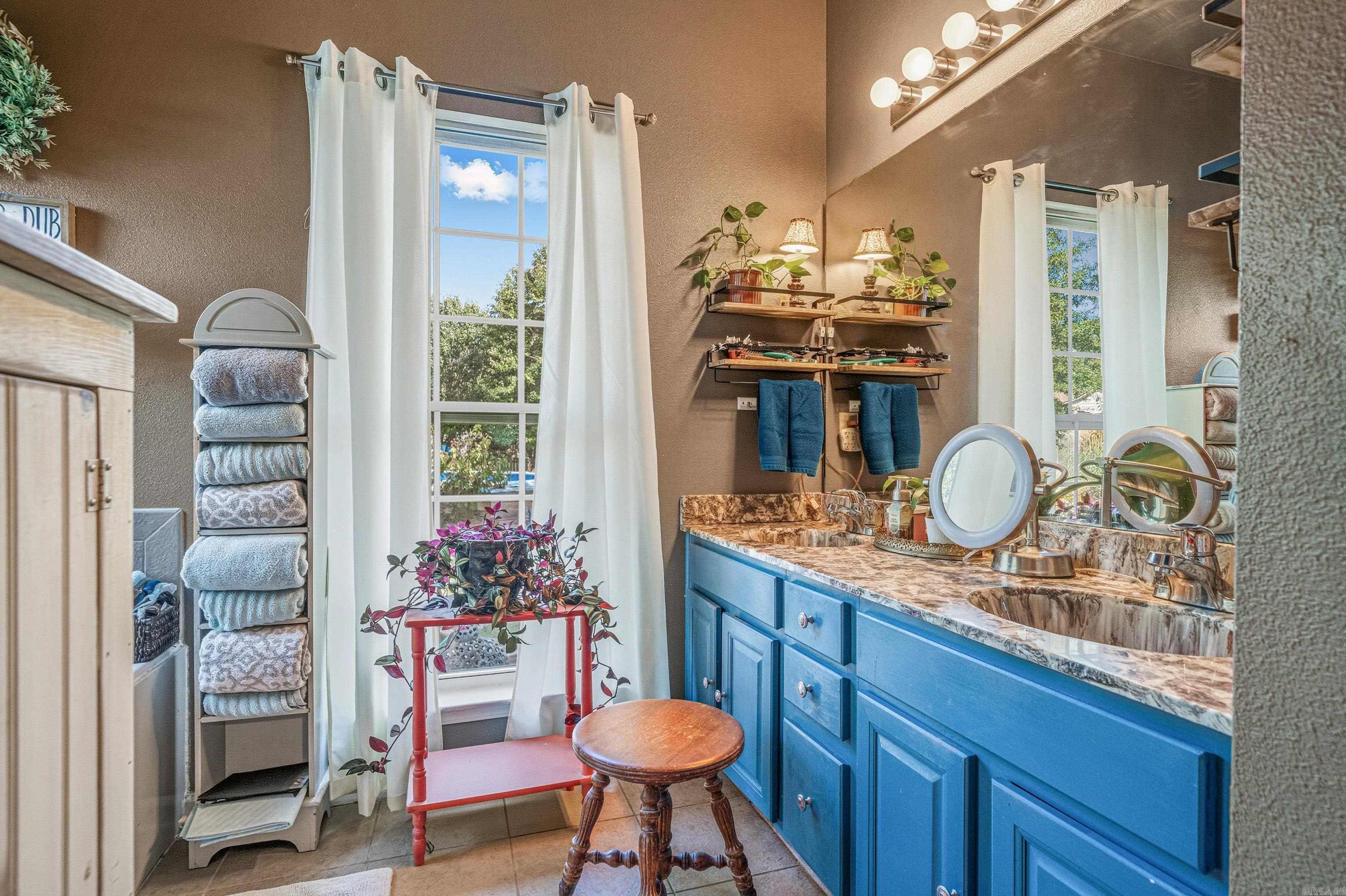 MAPLEWOOD ESTATES - Residential