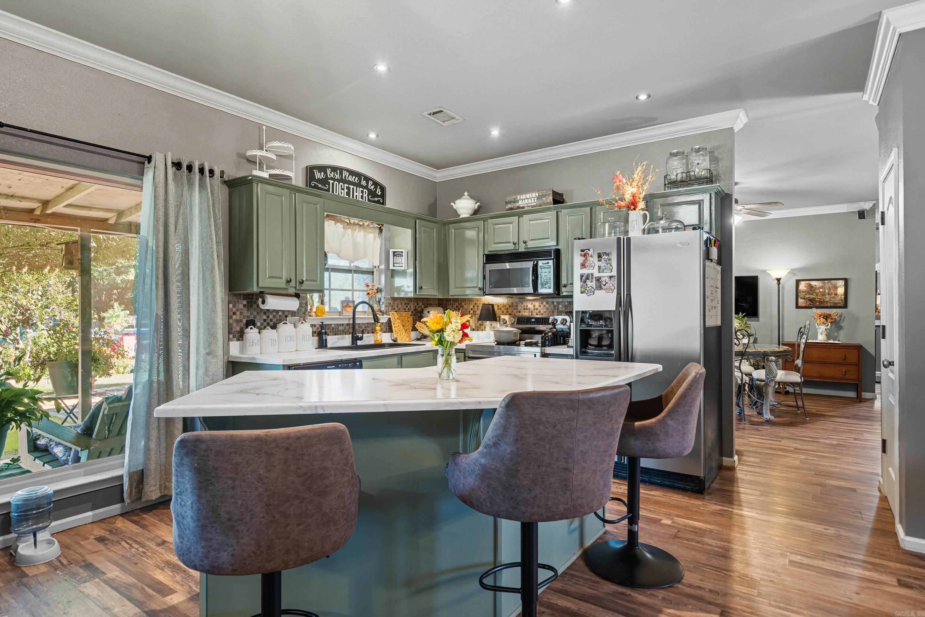 MAPLEWOOD ESTATES - Residential