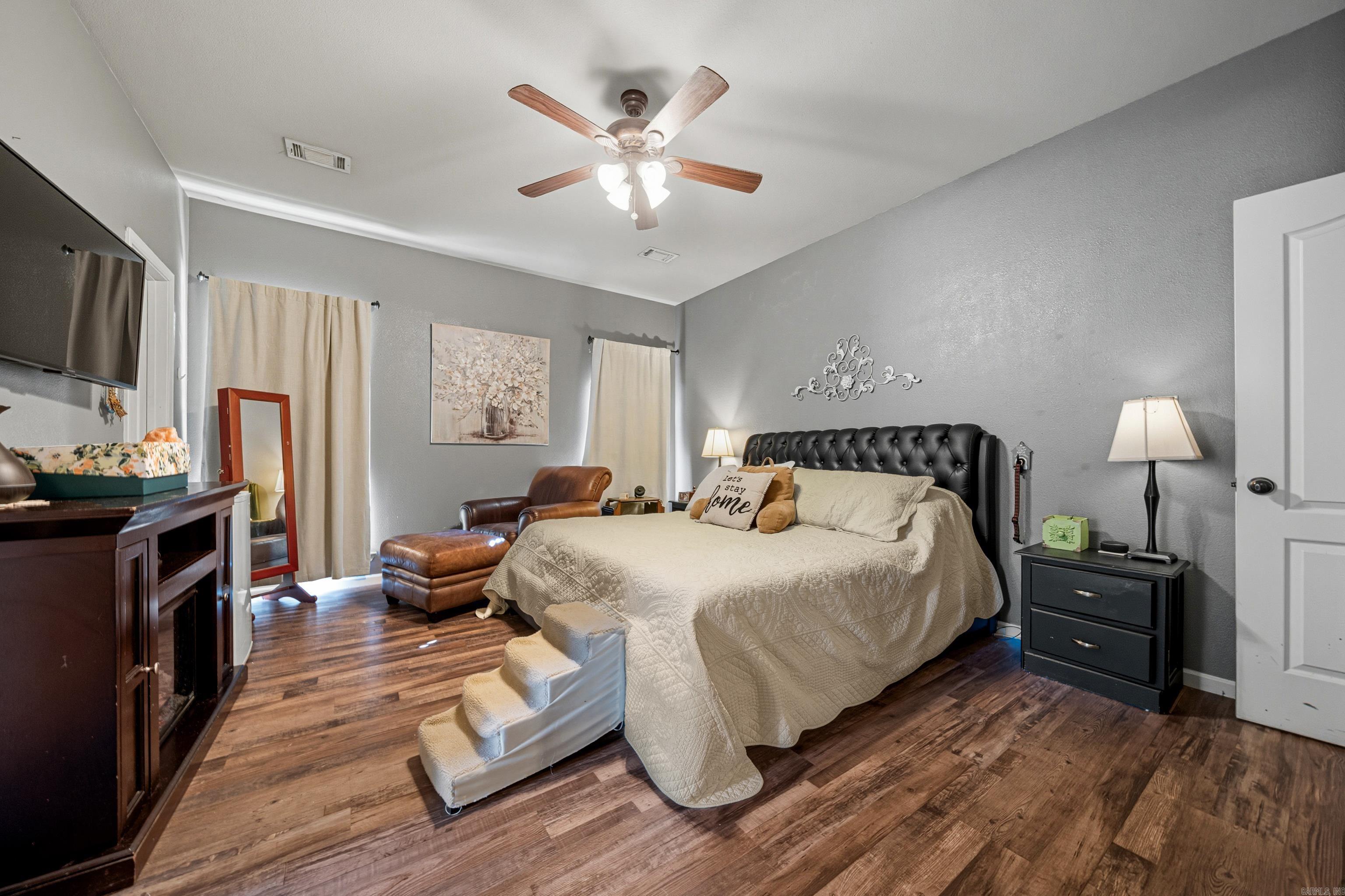 MAPLEWOOD ESTATES - Residential