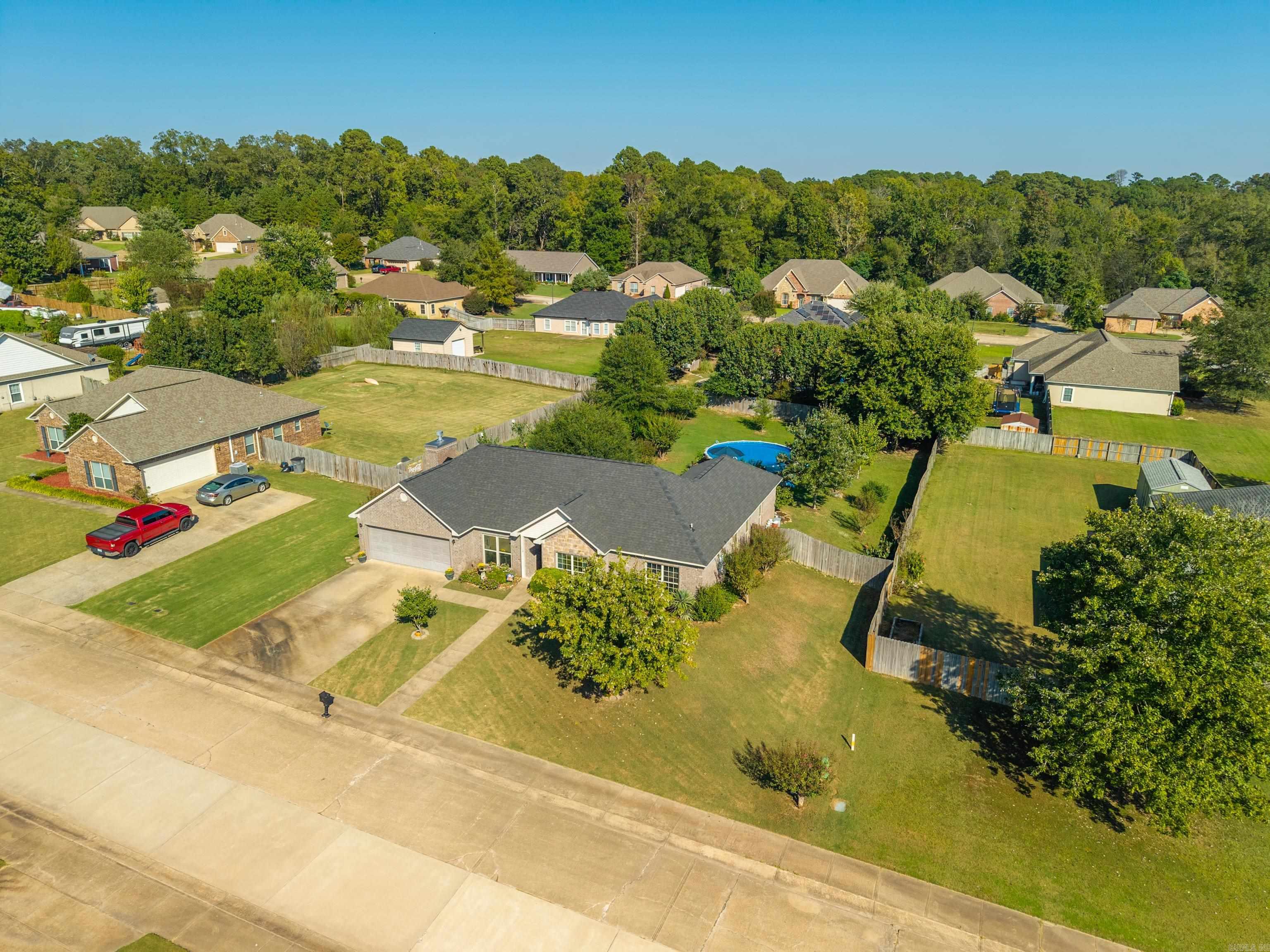 MAPLEWOOD ESTATES - Residential