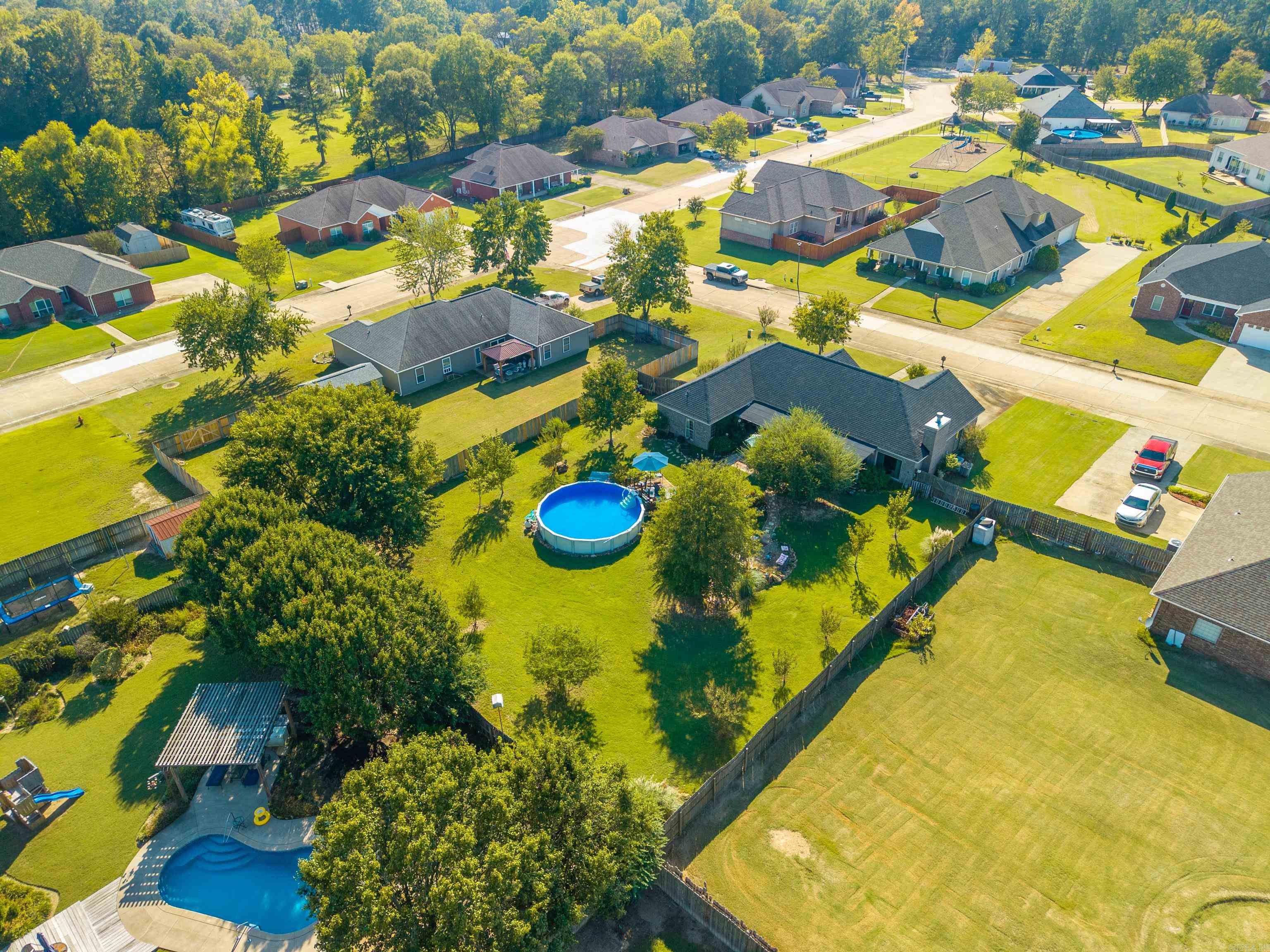 MAPLEWOOD ESTATES - Residential