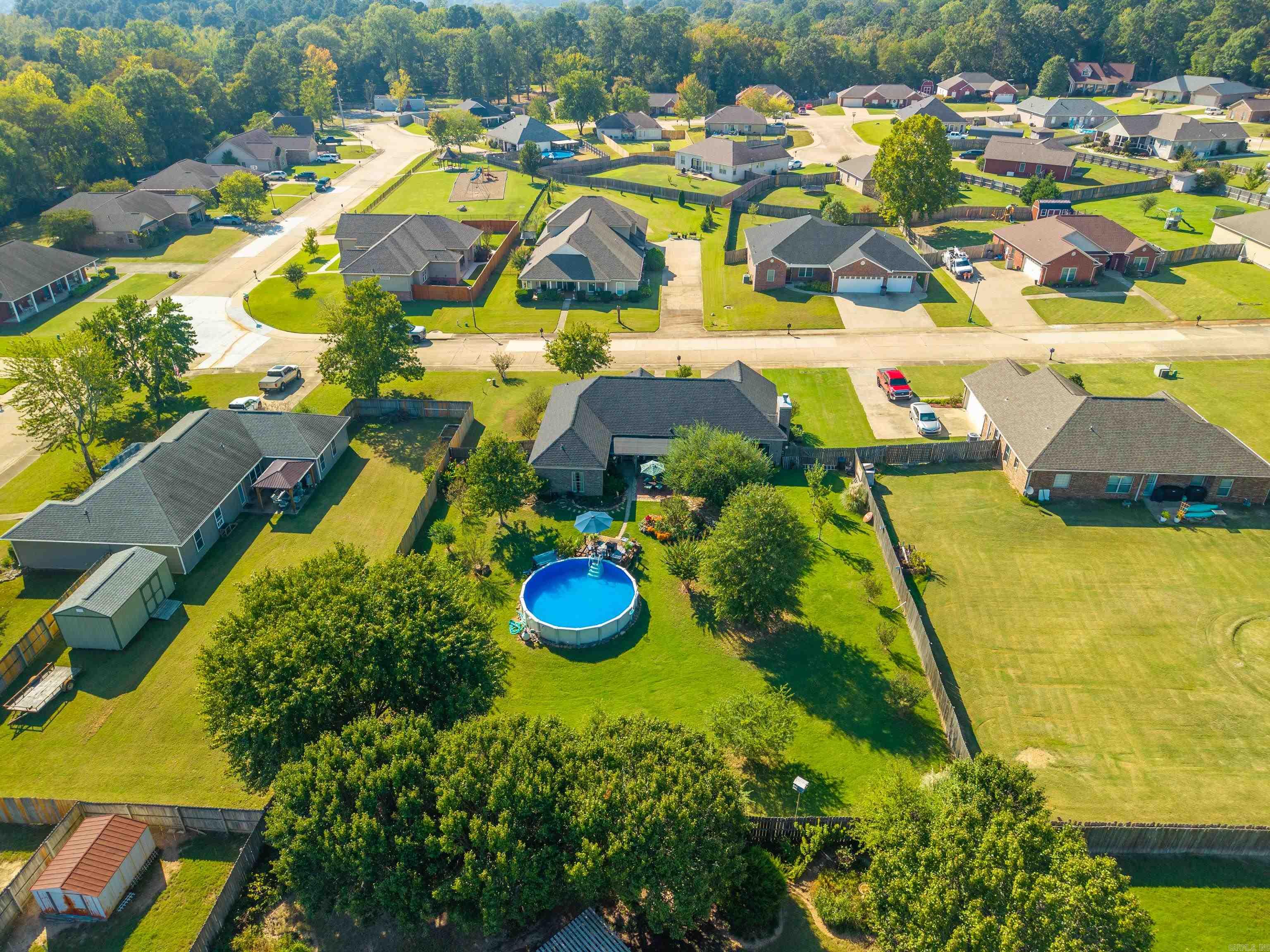 MAPLEWOOD ESTATES - Residential