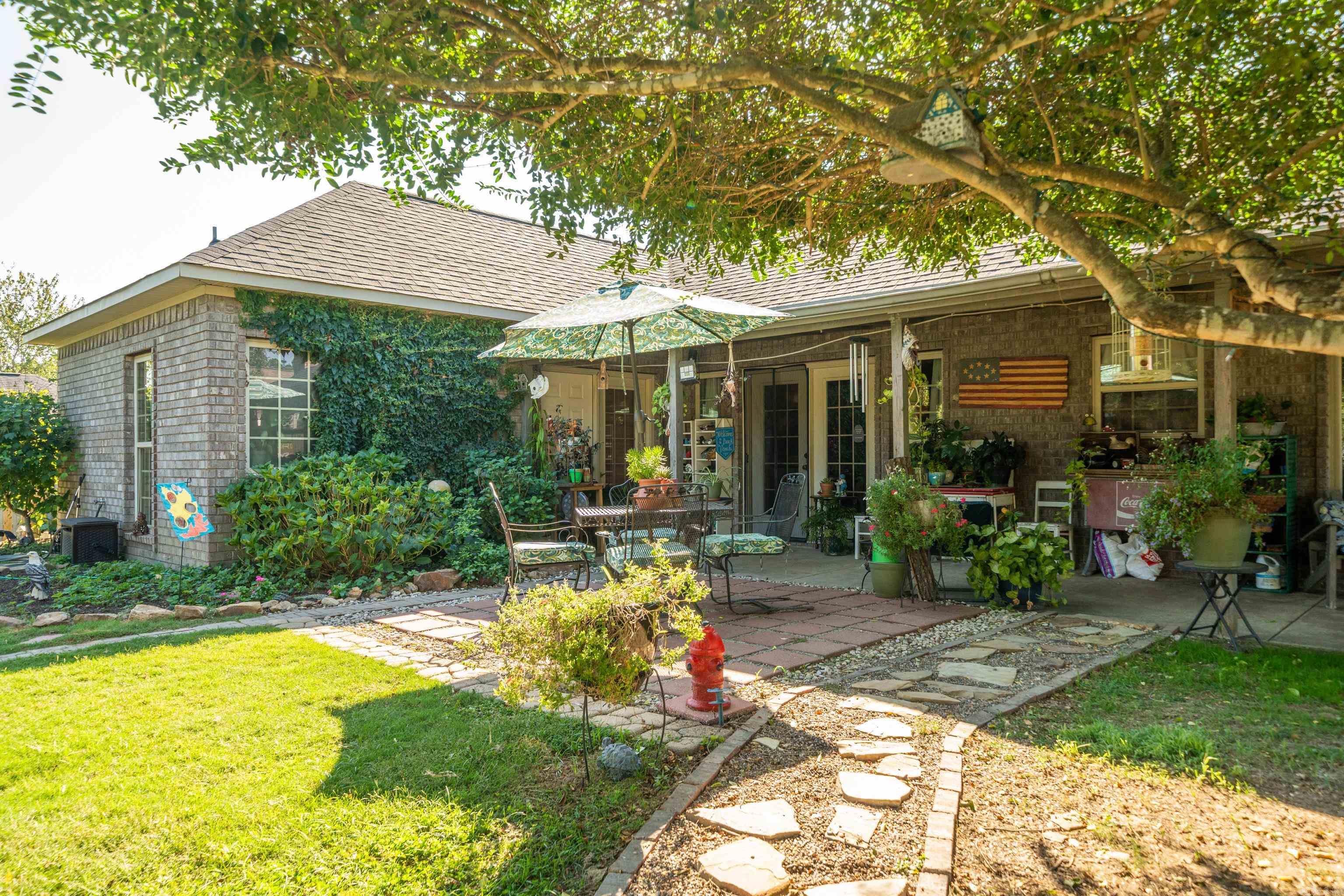 MAPLEWOOD ESTATES - Residential