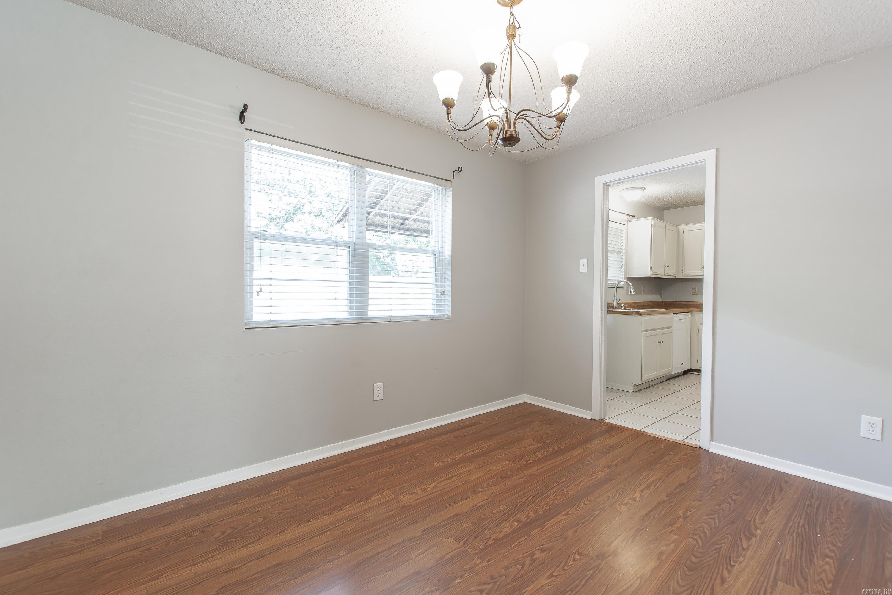 OAKCREST MANOR TWNHMS - Residential