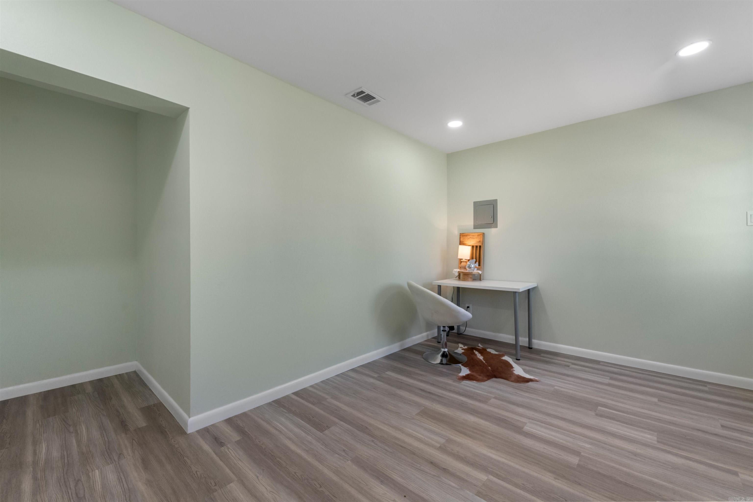 JAXON TERRACE - Residential