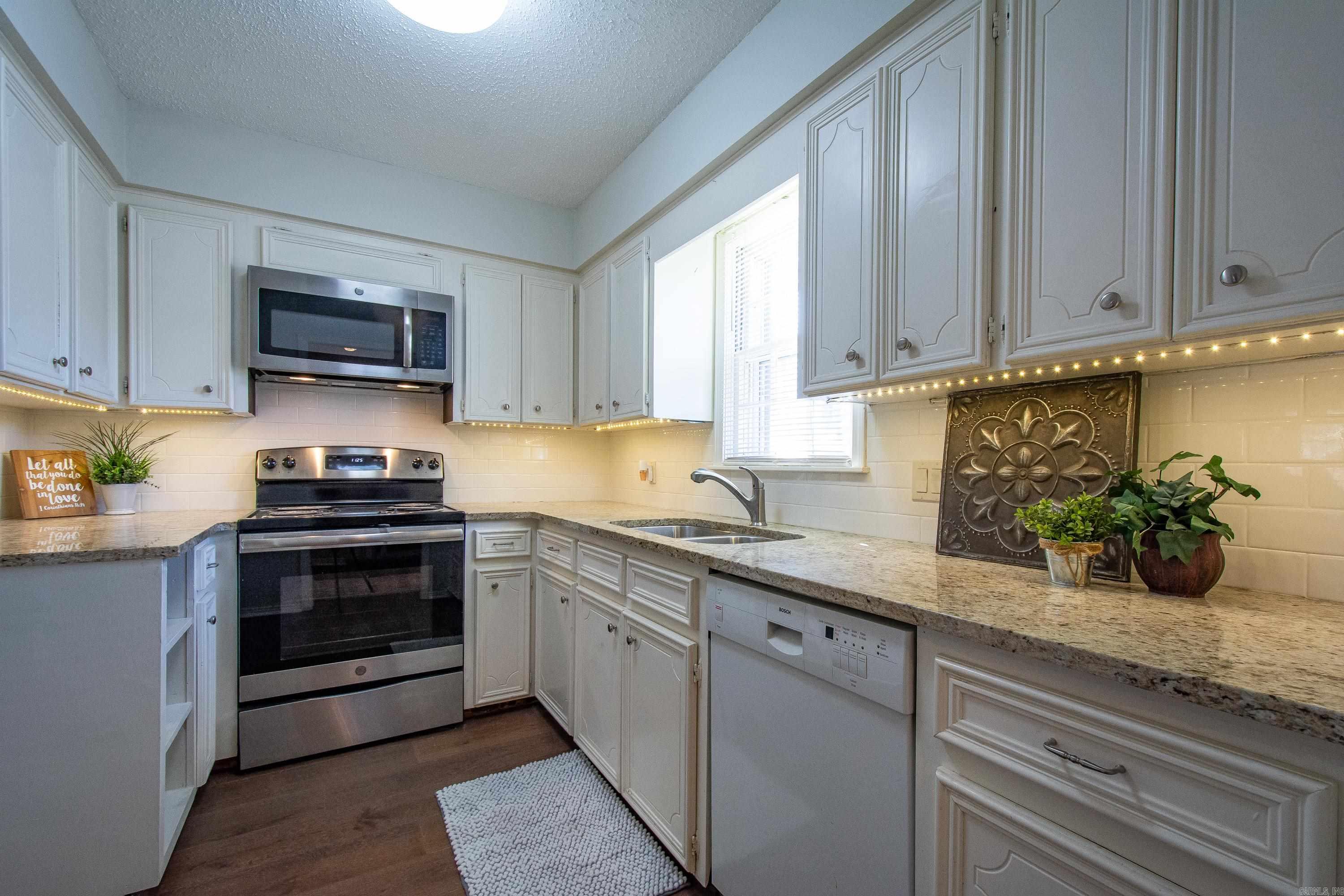 CAMBRIDGE PLACE HPR - Residential