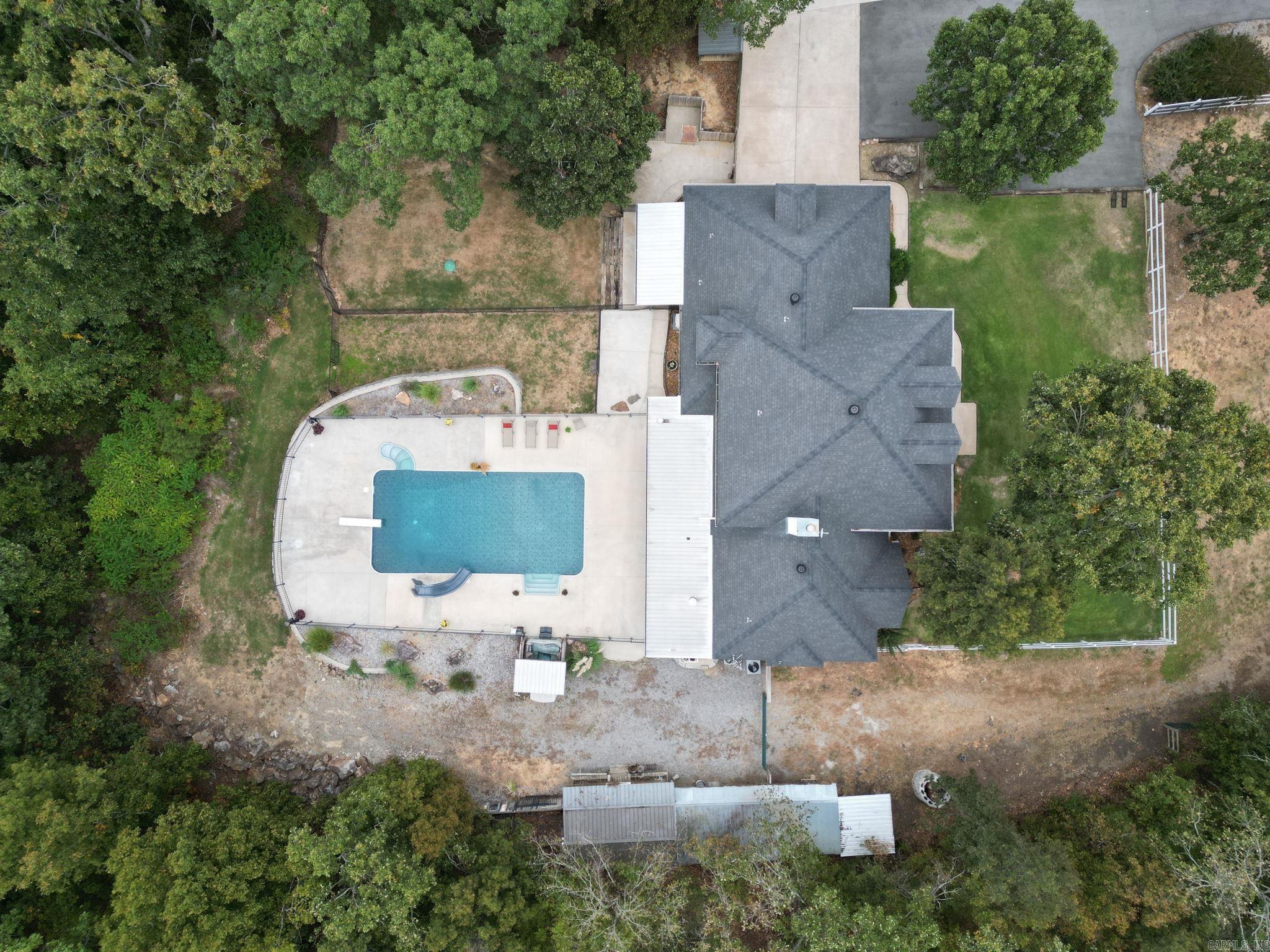 NORTH HILLS ESTATES - Residential