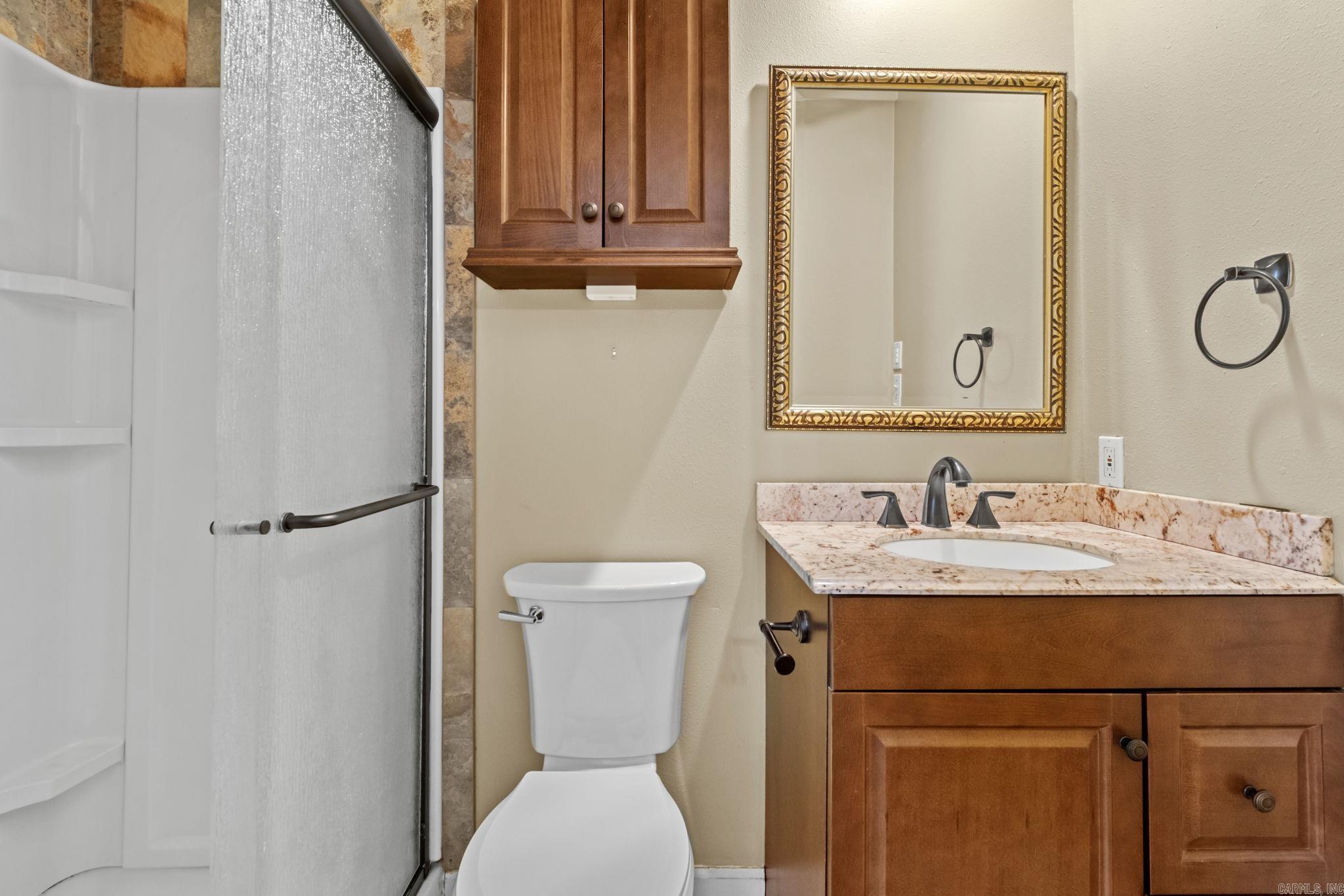 NORTH HILLS ESTATES - Residential